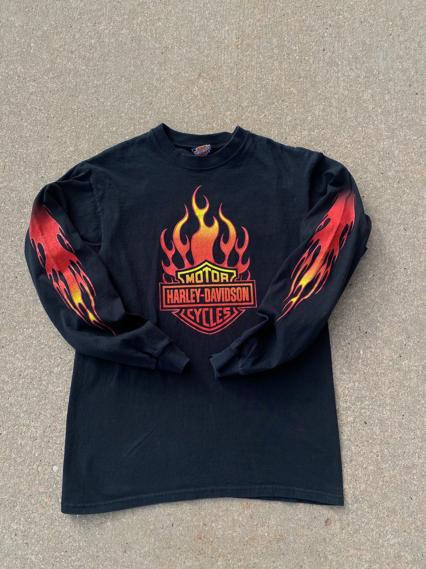 Harley Davidson Red flame logo king sleeve size large
