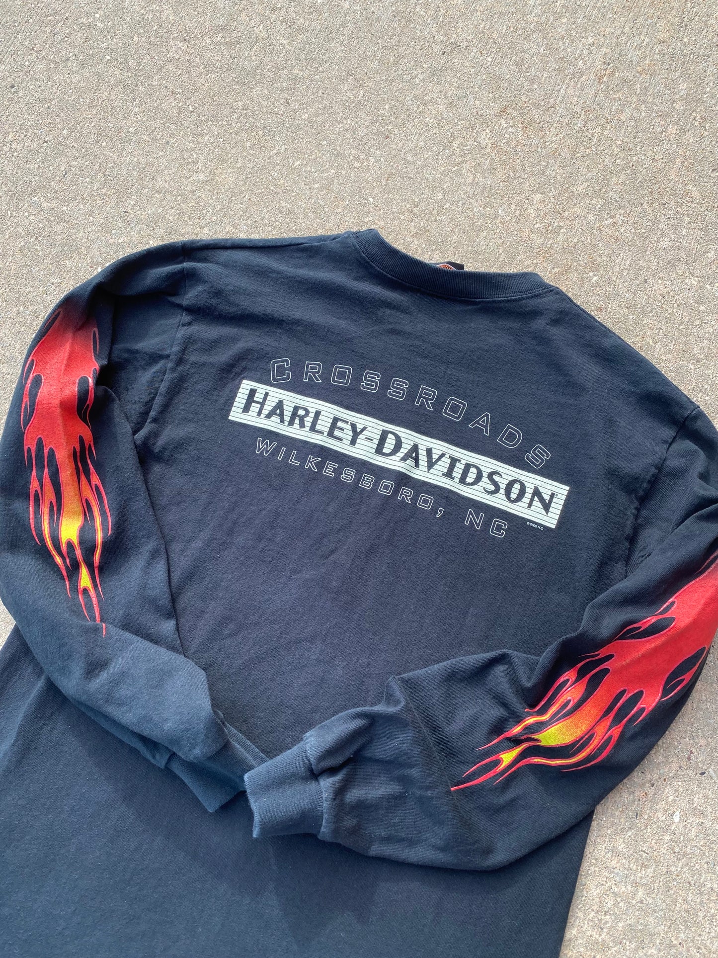 Harley Davidson Red flame logo king sleeve size large