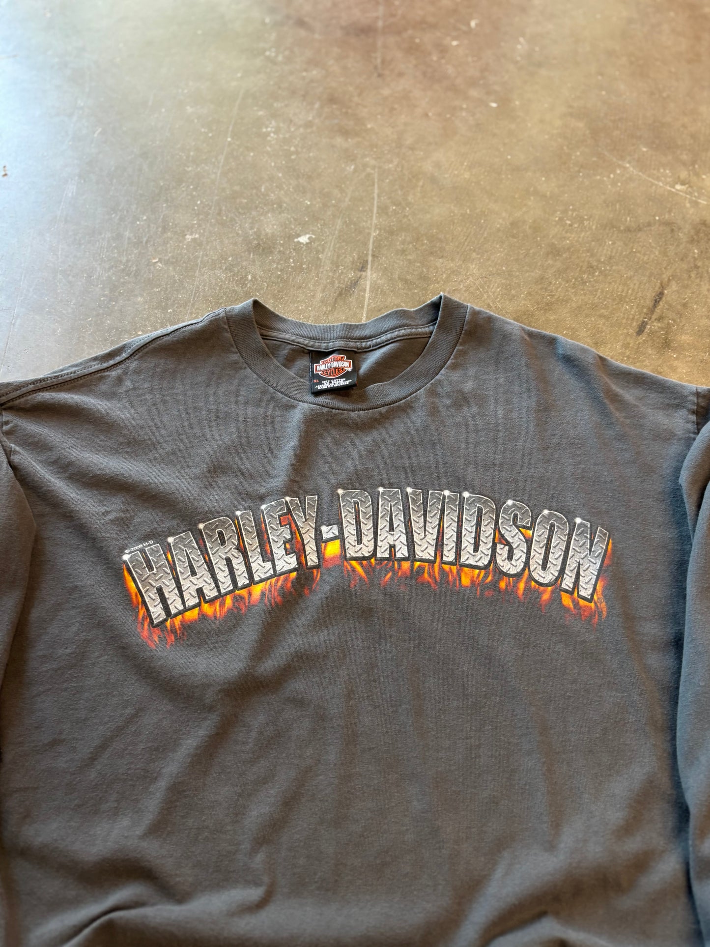 Harley Davidson chrome flame long sleeve size xl