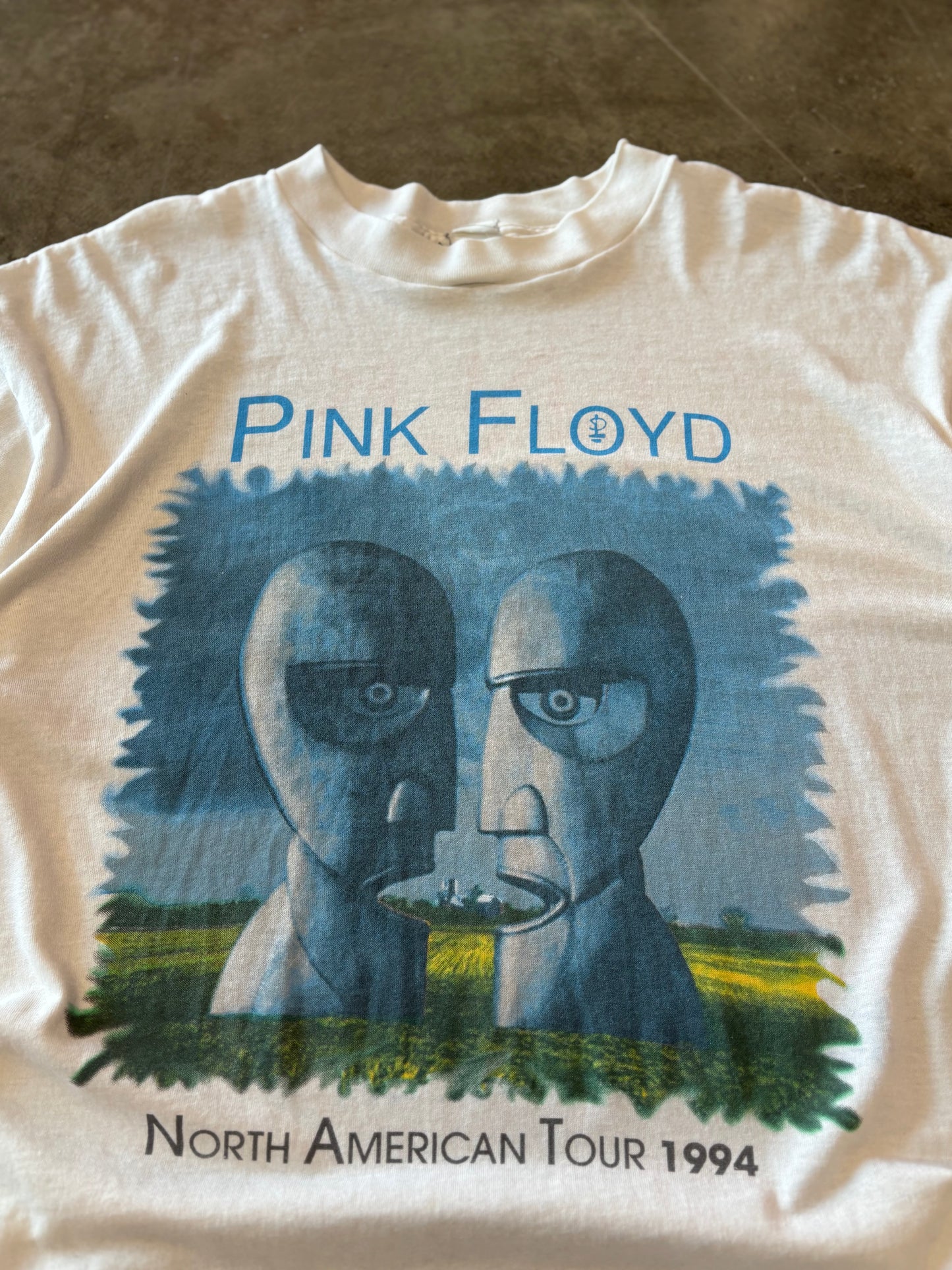 Vintage Pink Floyd division bell shirt size extra large