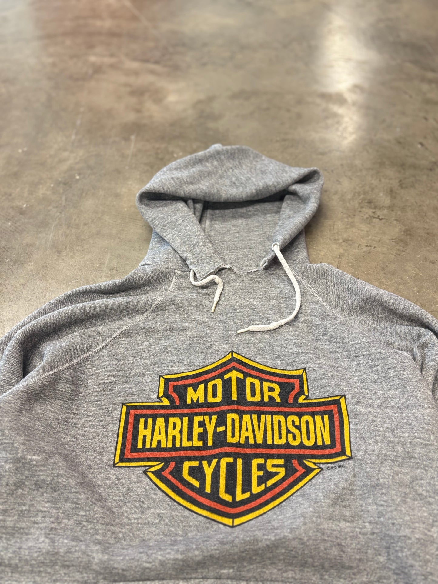 Vintage 80’s Harley Davidson shield logo hoodie size large