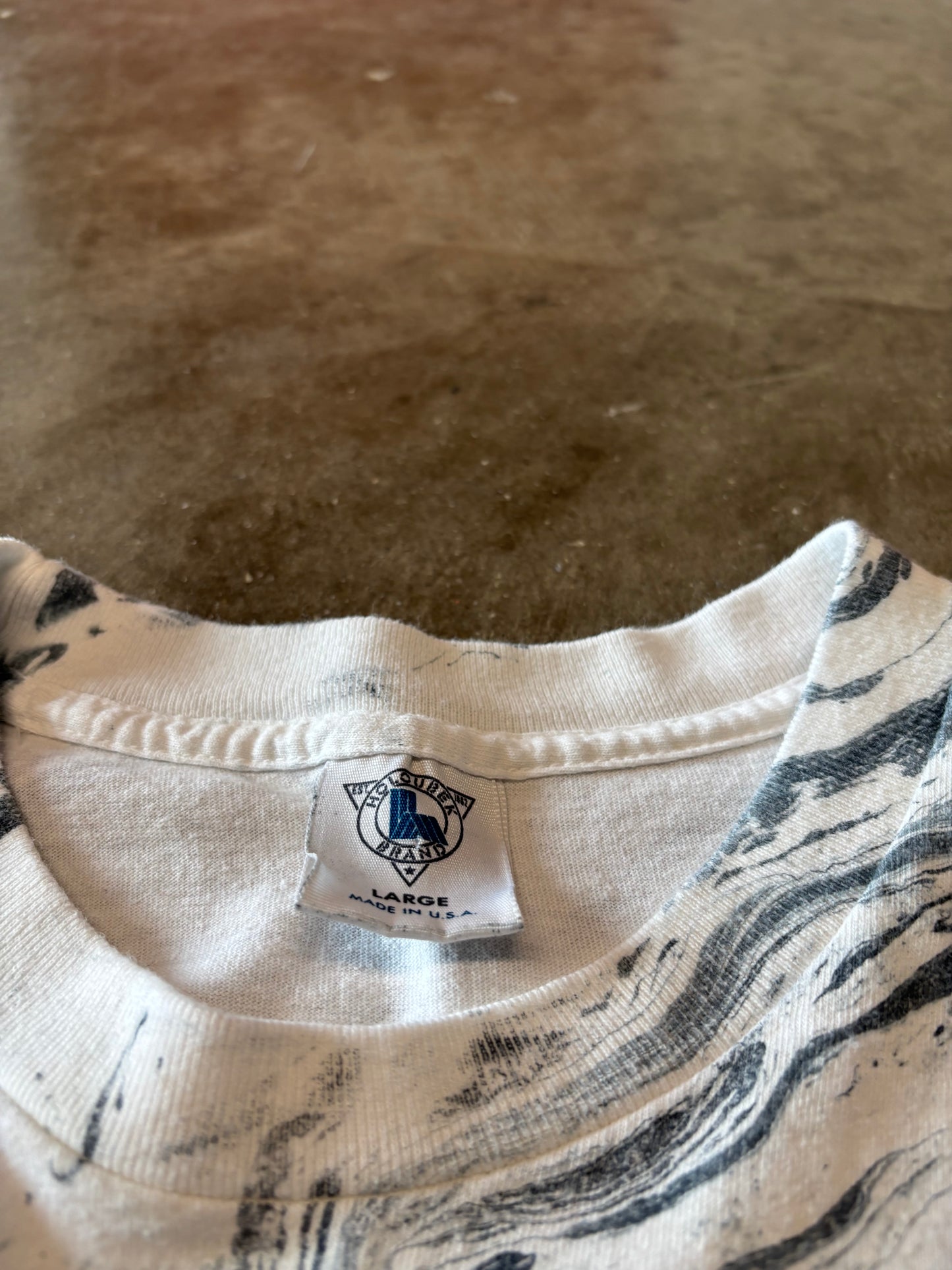 Vintage Harley Davidson marble dyed shield shirt size large
