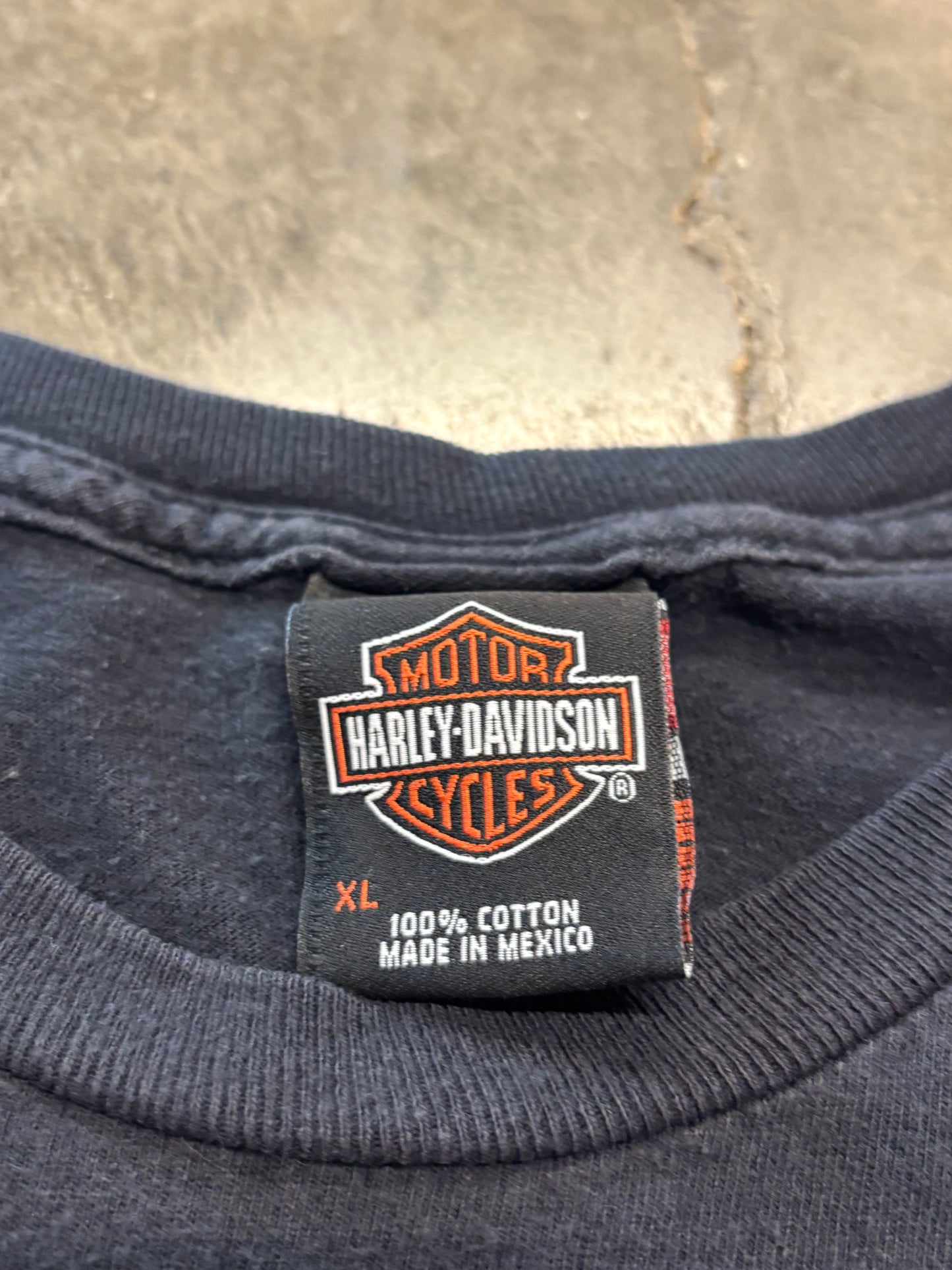 Harley Davidson Pin up girl shirt size xl
