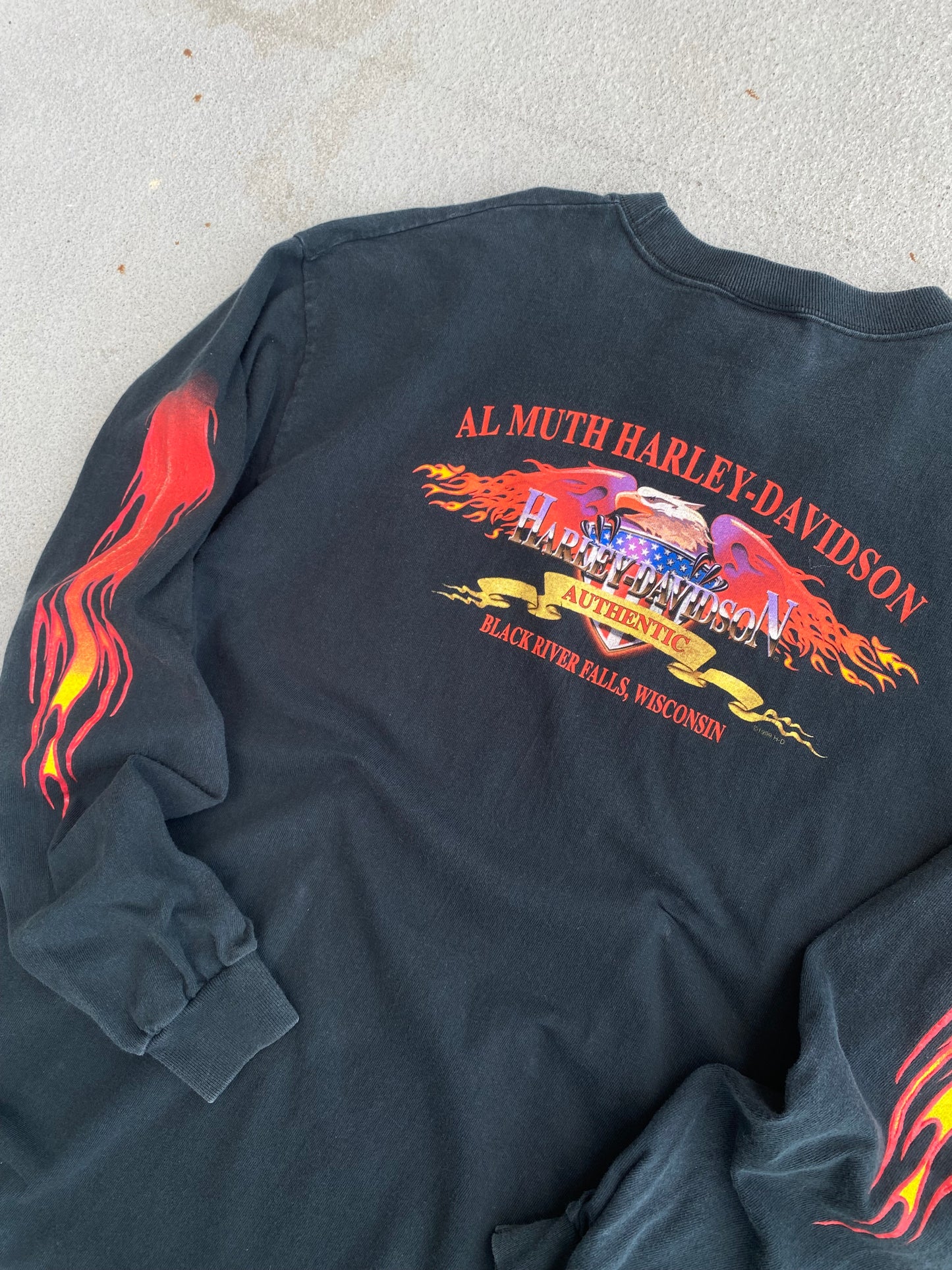Vintage 90’s Harley Davidson Red Flame Shield size XL