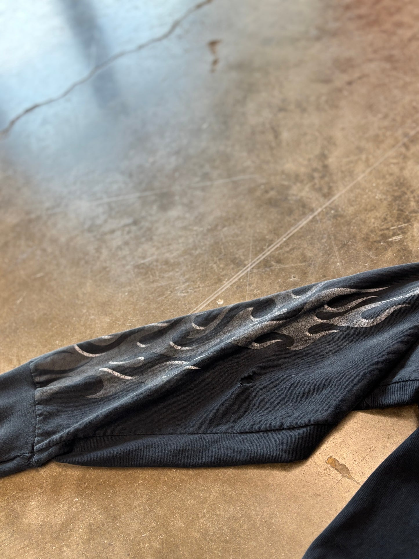 Vintage Harley Davidson chrome flame long sleeve size large