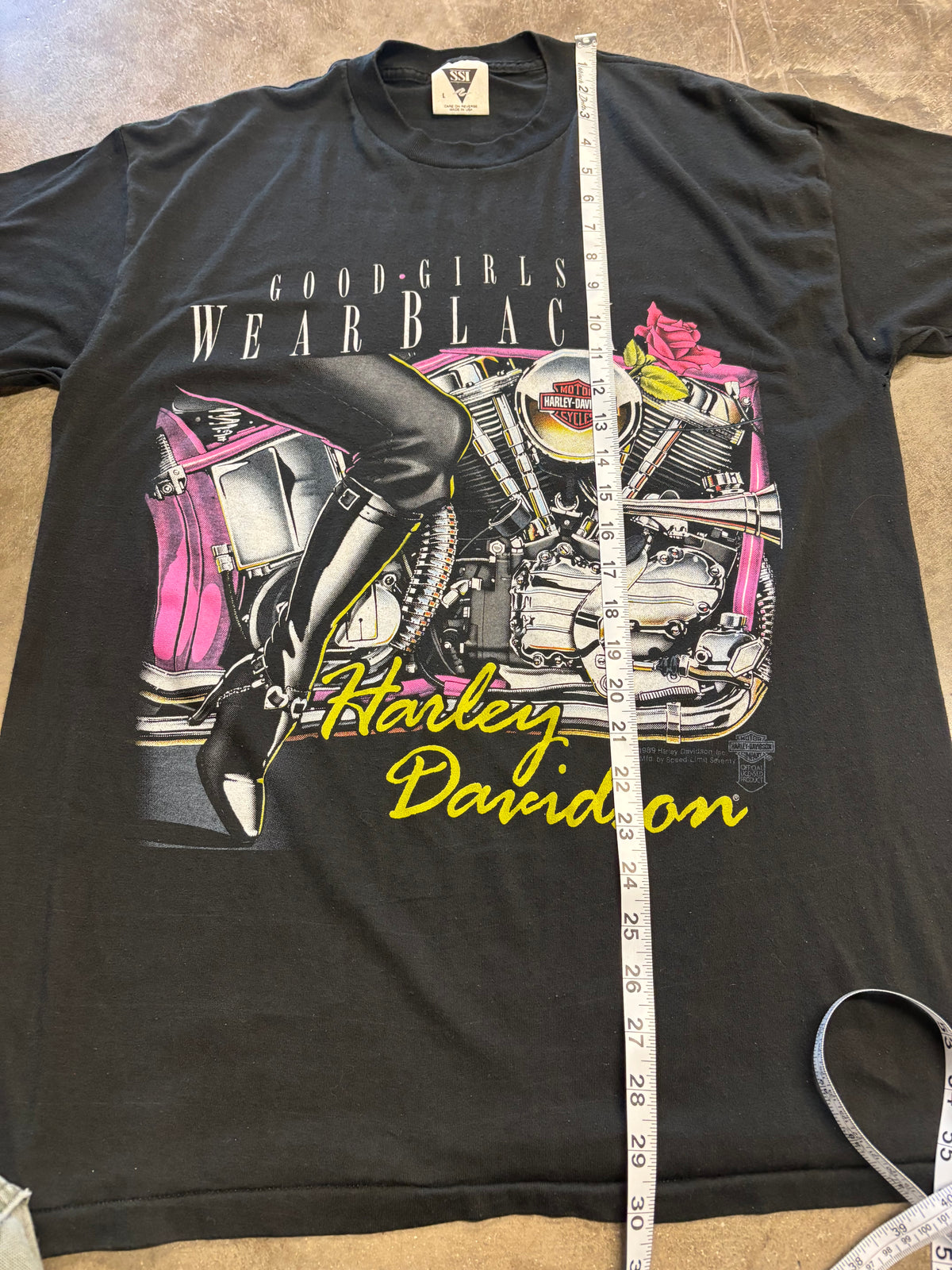 Vintage 80’s Harley Davidson Real Girls Wear black shirt size large