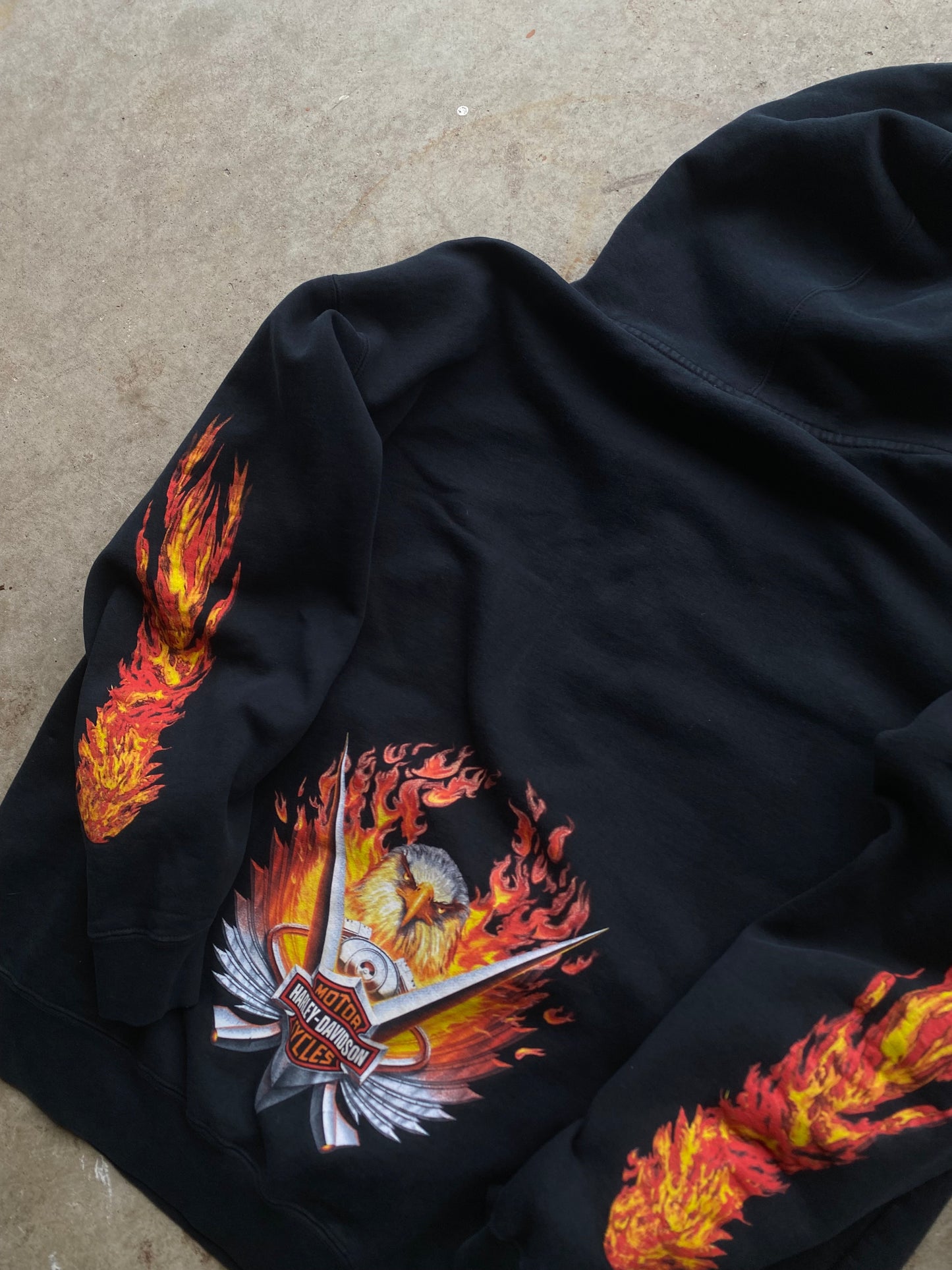 Harley Davidson Big Flame zip up hoodie size extra large