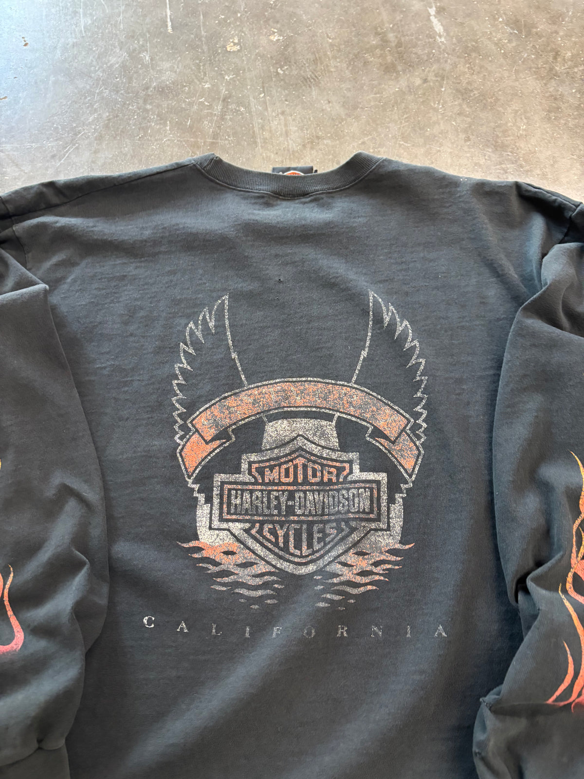 Vintage Harley Davidson feel the heat long sleeve size extra large