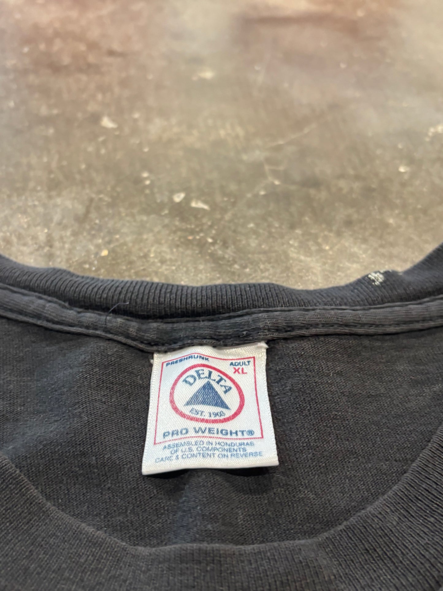 Vintage Army of Darkness shirt size xl