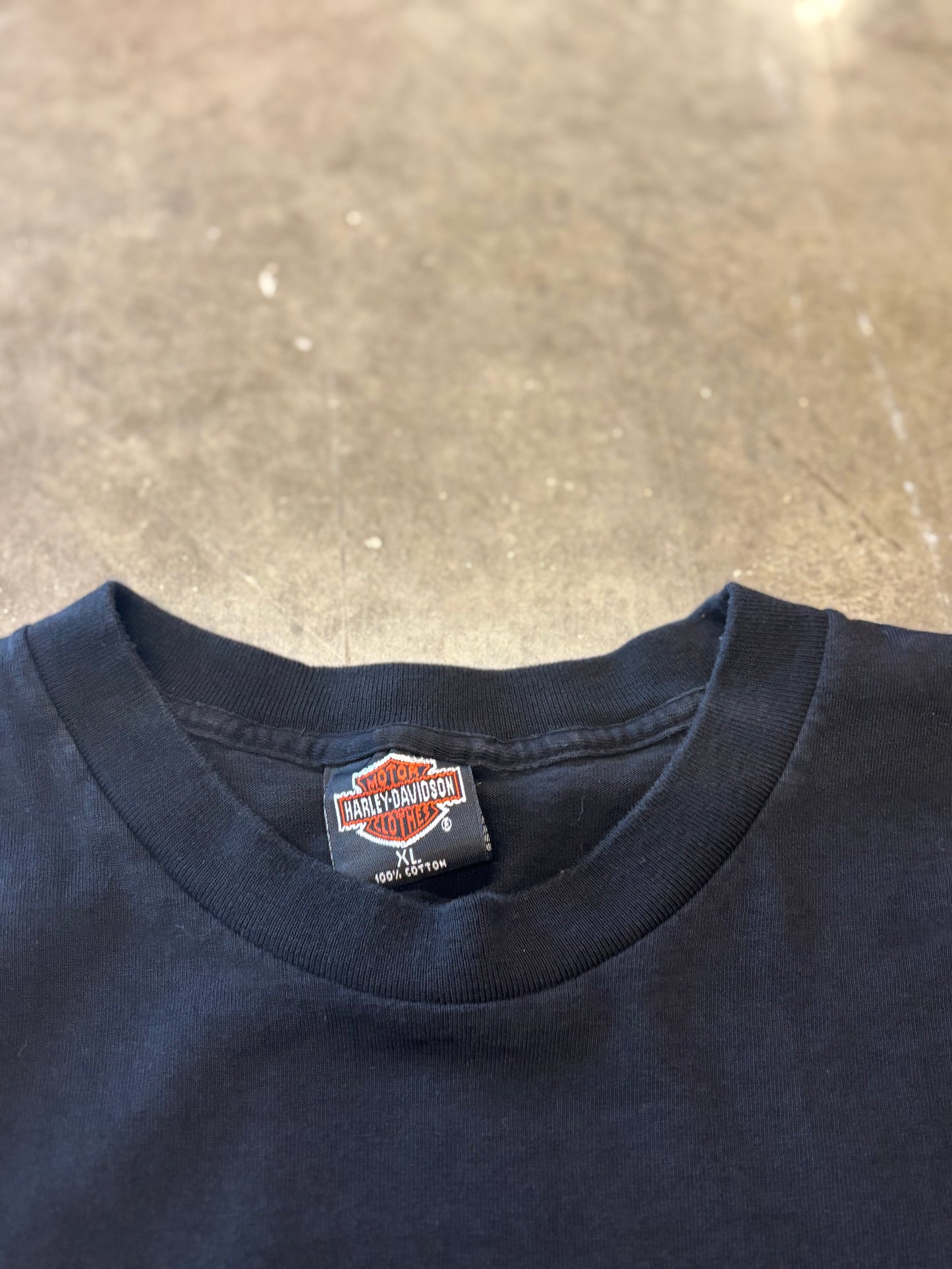 Vintage Harley Davidson Simple logo shirt size XL