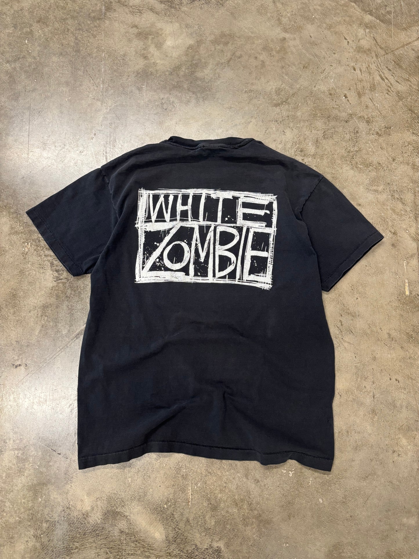 Vintage White Zombie shirt size extra large