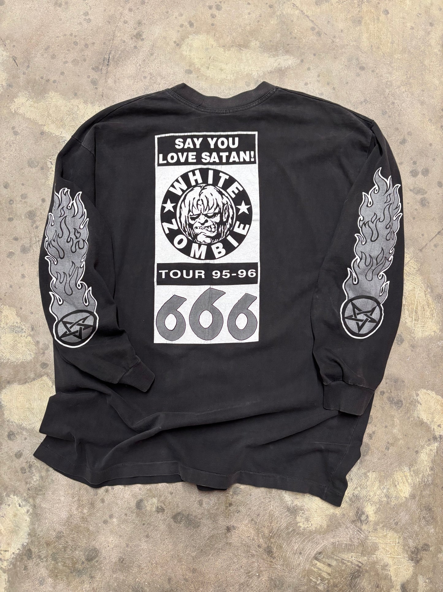 Vintage white zombie long sleeve size extra large