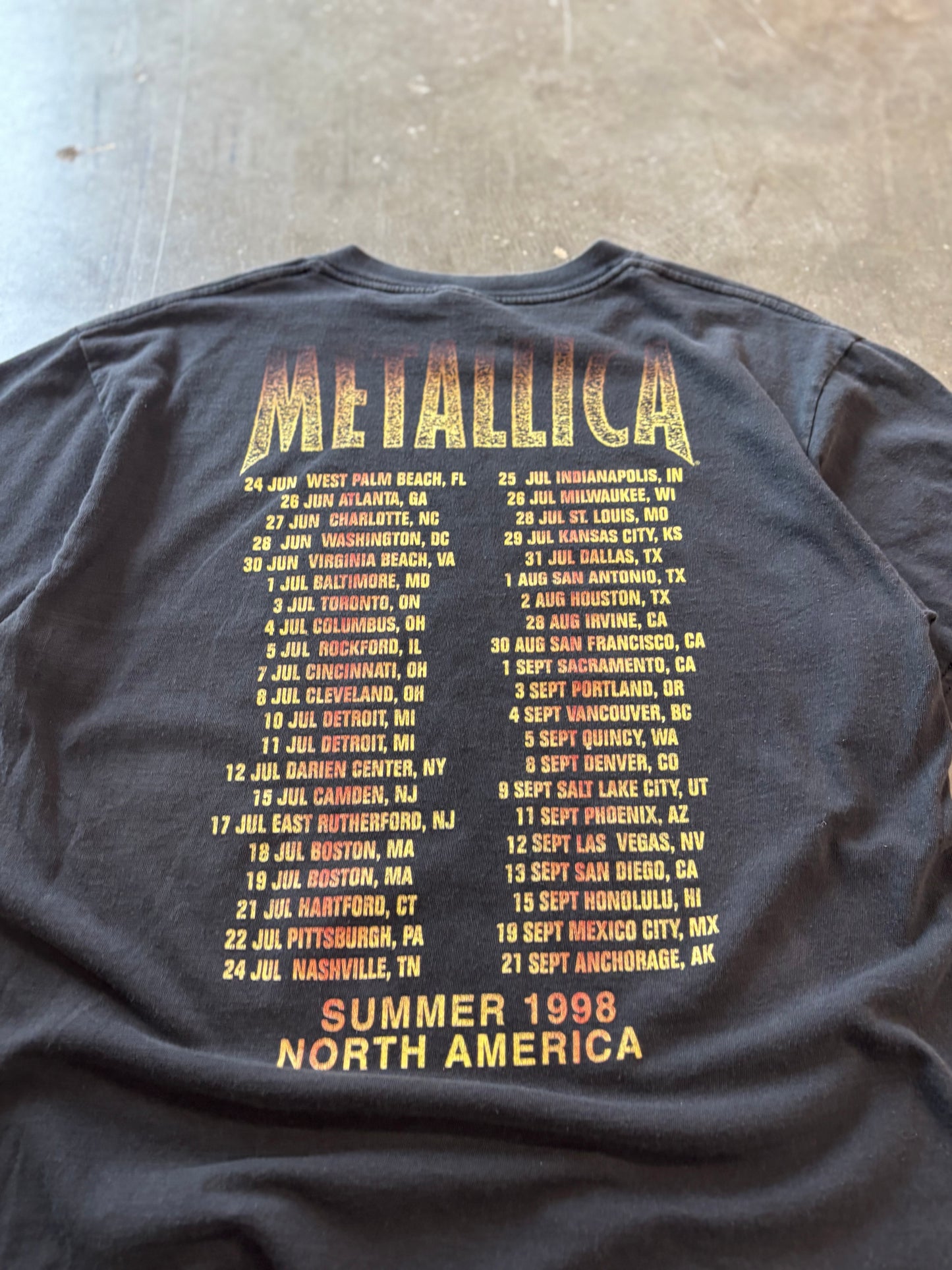 Vintage Metallica Shirt size large