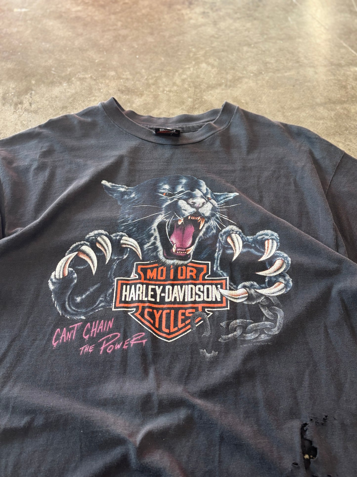 Vintage Harley Panther thrashed shirt size XL
