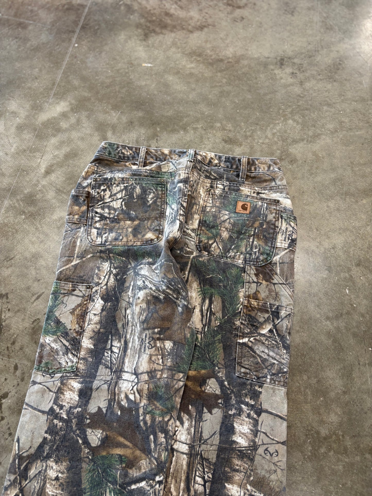 Camo carhartt double knees