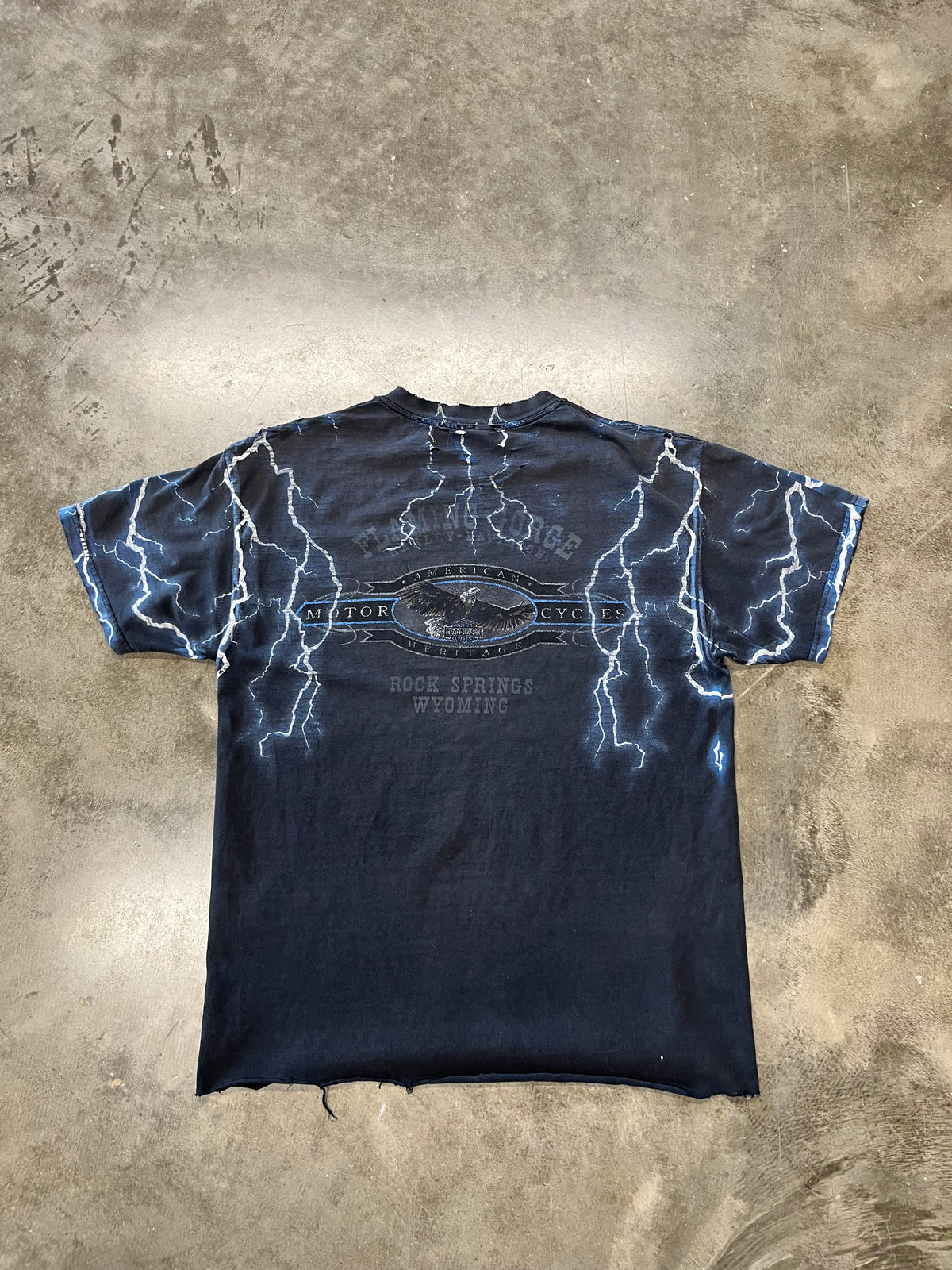 Vintage 2000’s Thrashed blue lightning shirt size large