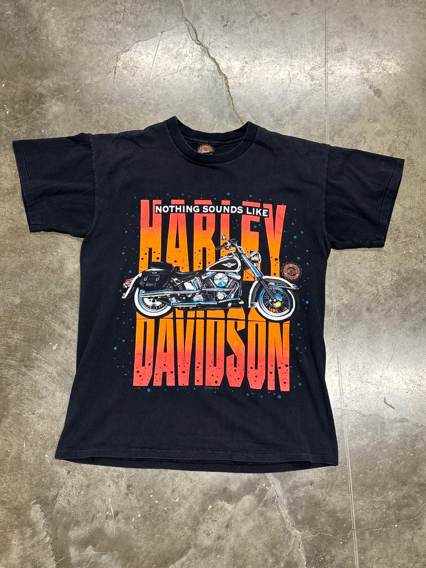 Vintage Harley Davidson Nothing sounds like a Harley shirt size large