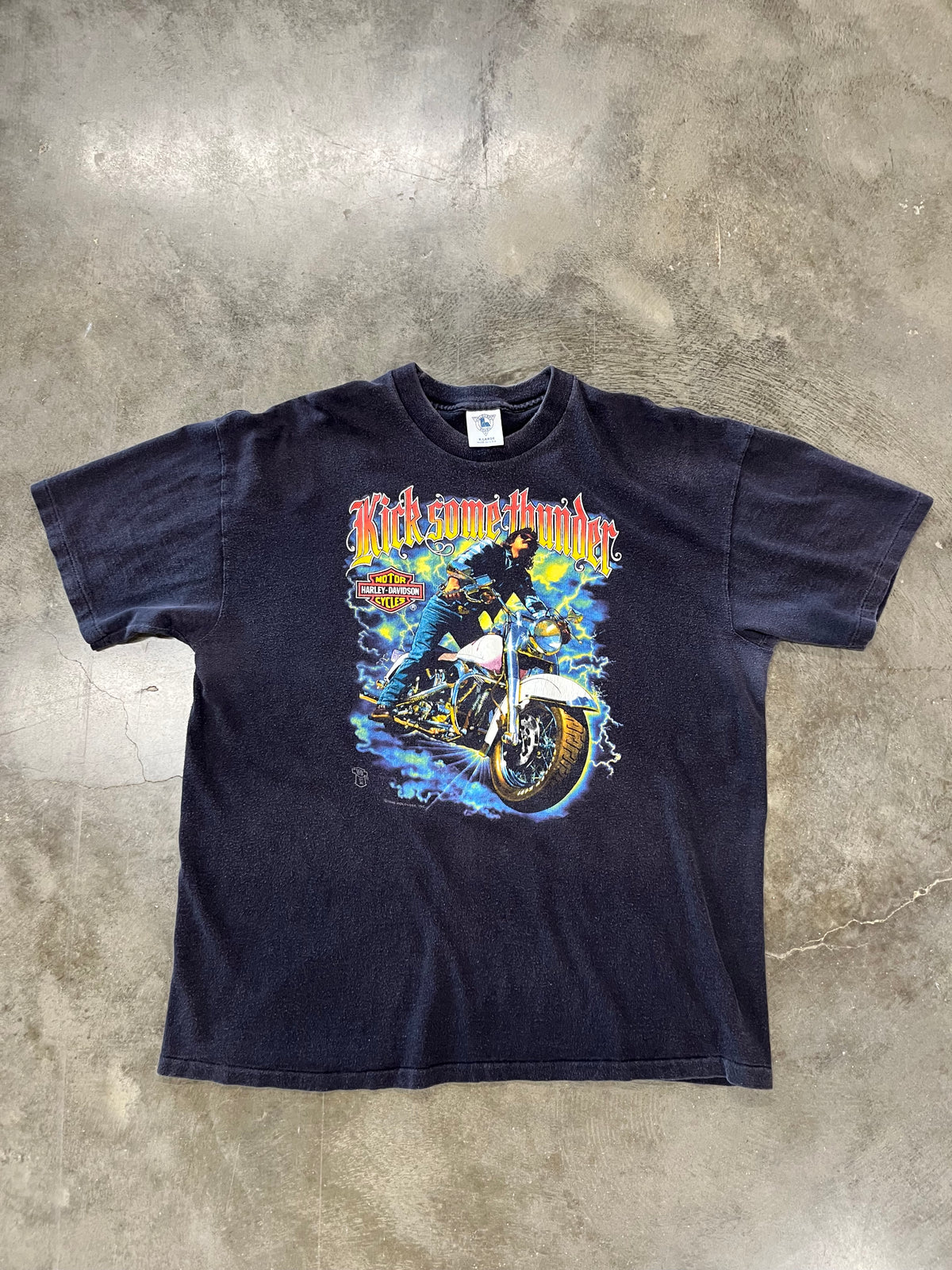 Vintage 80’s Harley Davidson kick some thunder shirt size xl