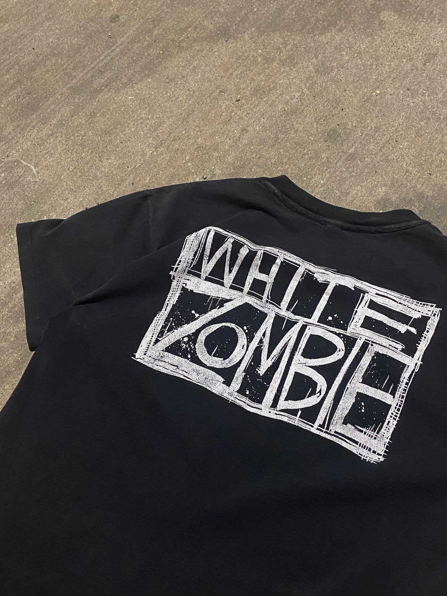 Vintage 1995 White Zombie shirt Size Large