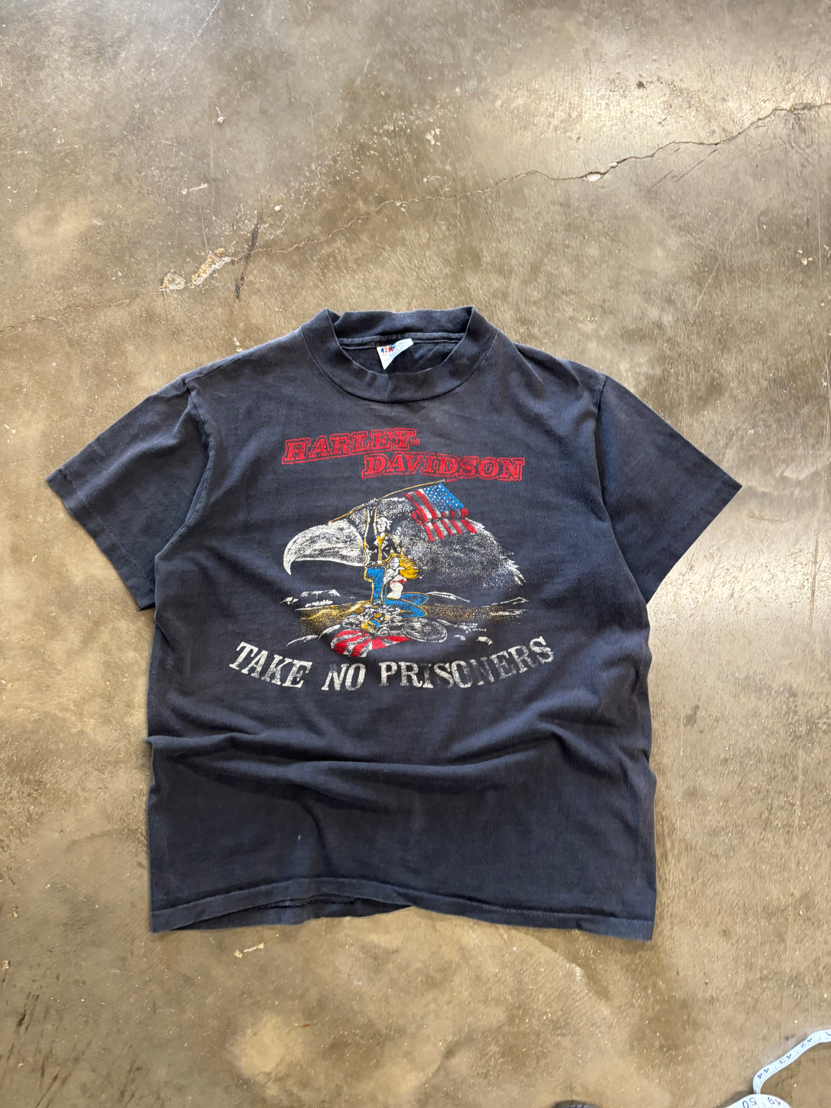 Vintage 80’s Harley Davidson take no prisoners shirt size medium
