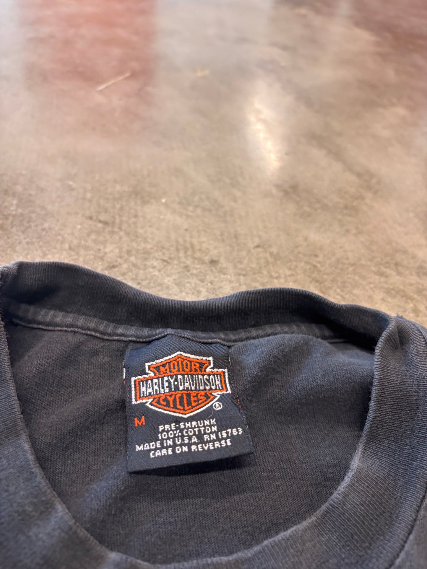 Vintage Harley Davidson Eagle with Chicago backhit size medium