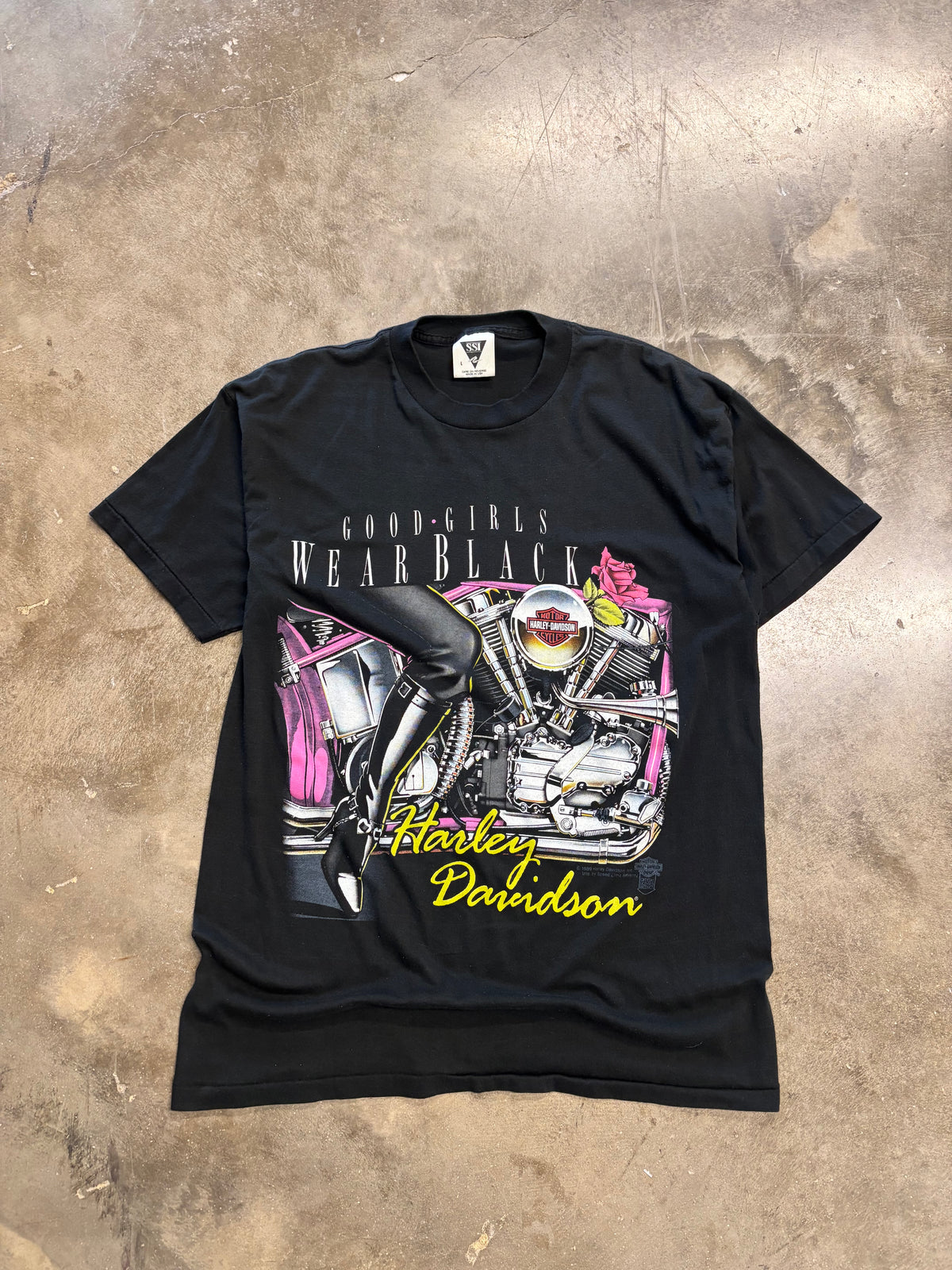 Vintage 80’s Harley Davidson Real Girls Wear black shirt size large