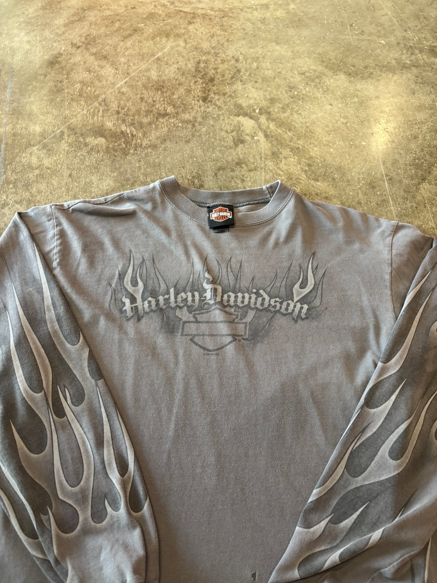 Vintage Harley Davidson Grey flame shirt size medium