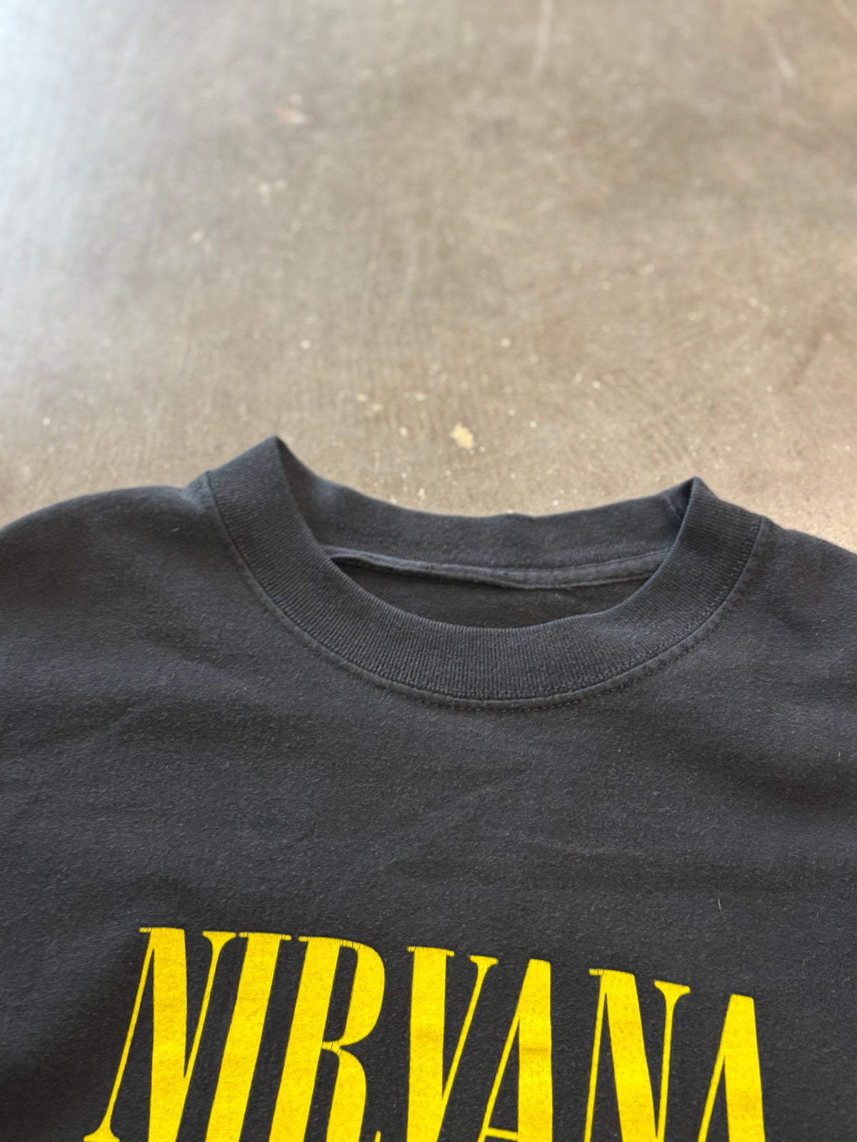 Vintage Nirvana smiley shirt size medium