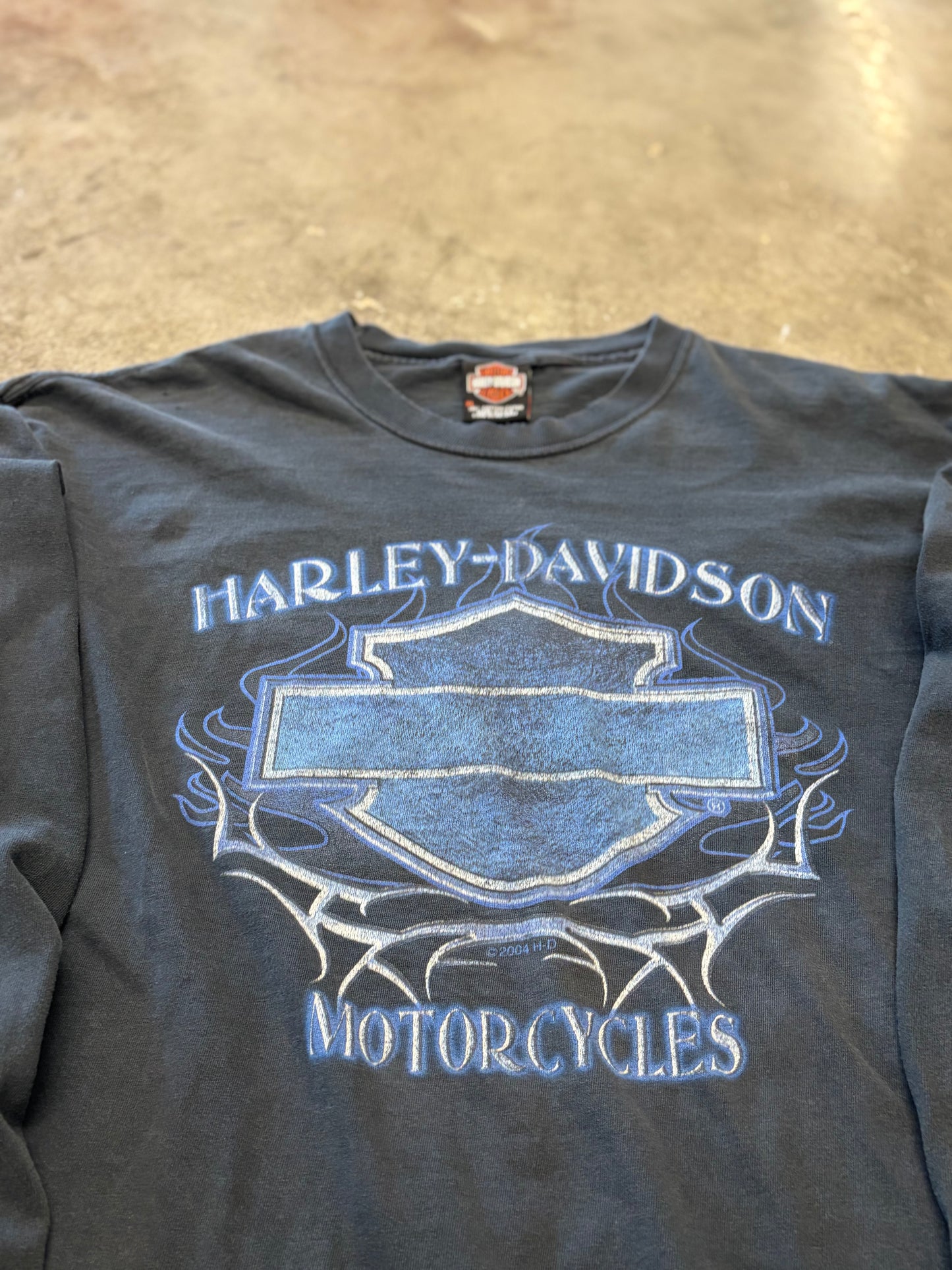 Vintage Faded out Harley Davidson Blue Flame long sleeve size xl