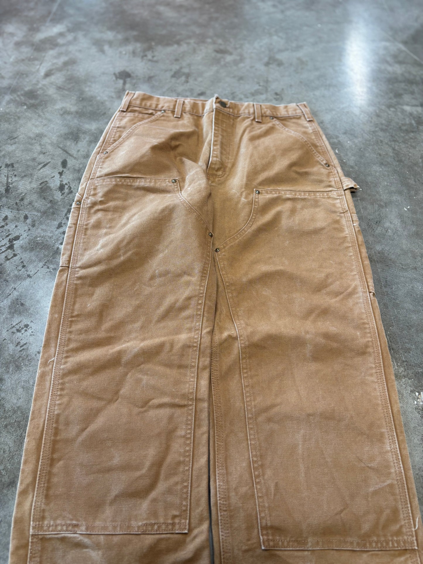 Carhartt double knees tab