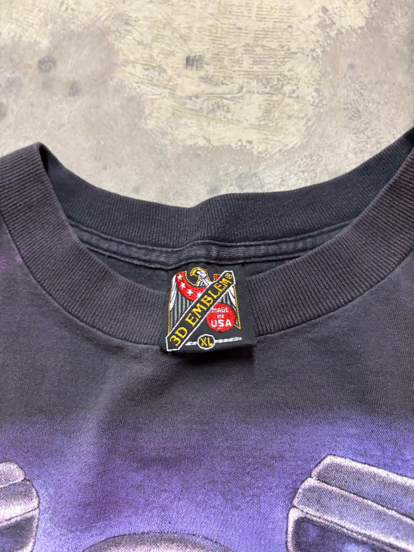 Vintage 3D Emblem live to ride Lightning shirt size XL
