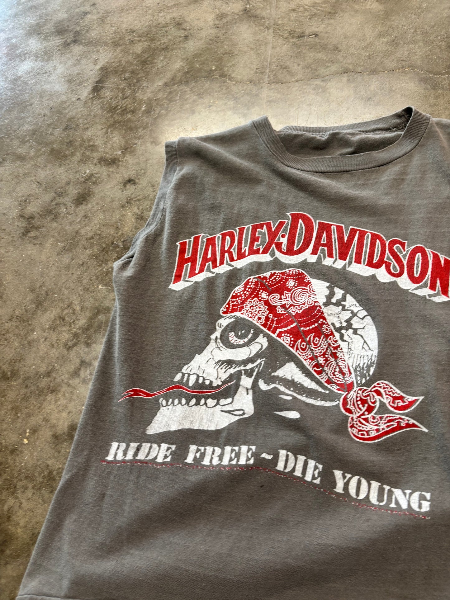 Vintage Harley Davidson 80’s Ride Free Die Young shirt size m/l