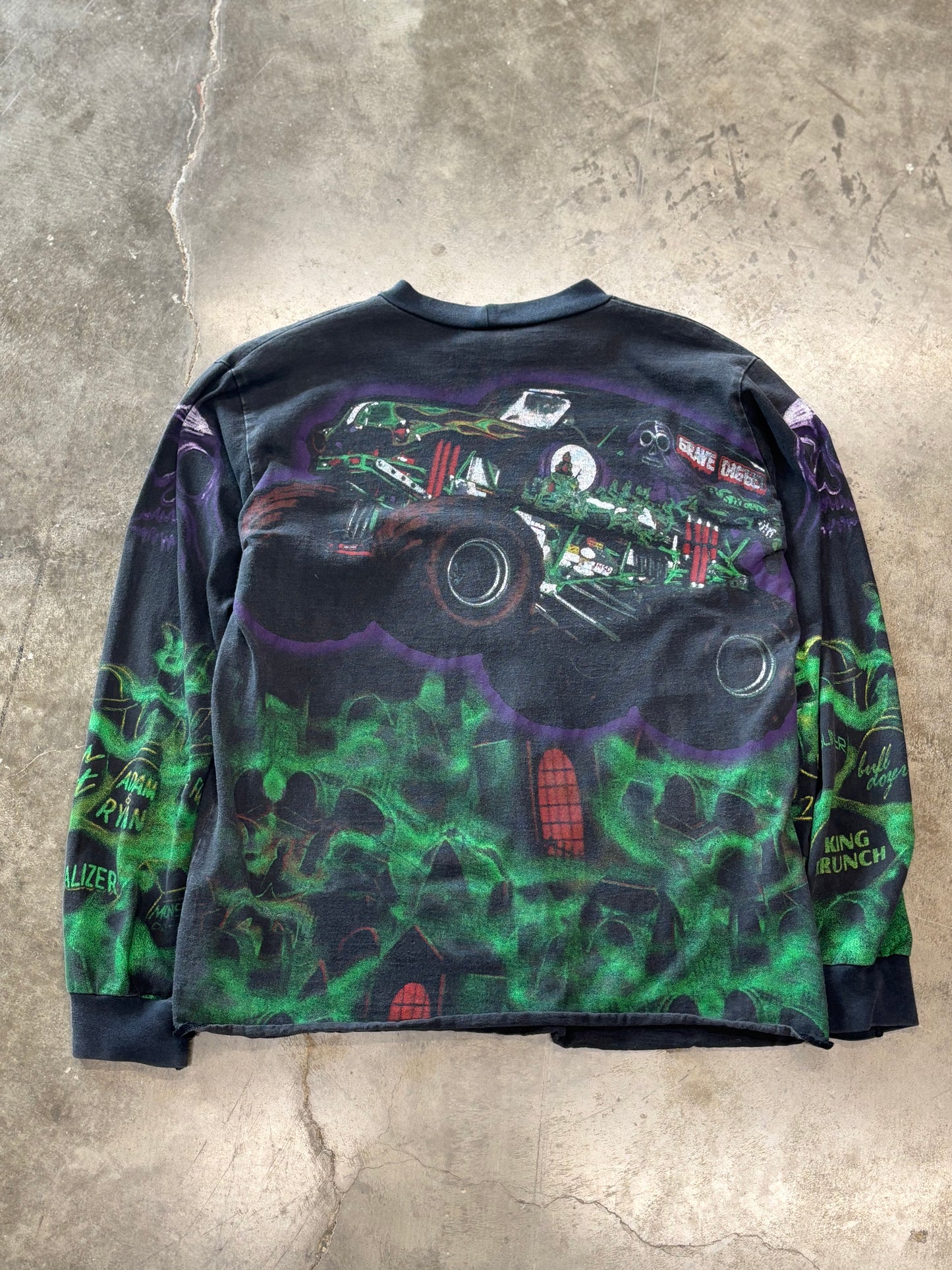 Vintage Gravedigger long sleeve size medium