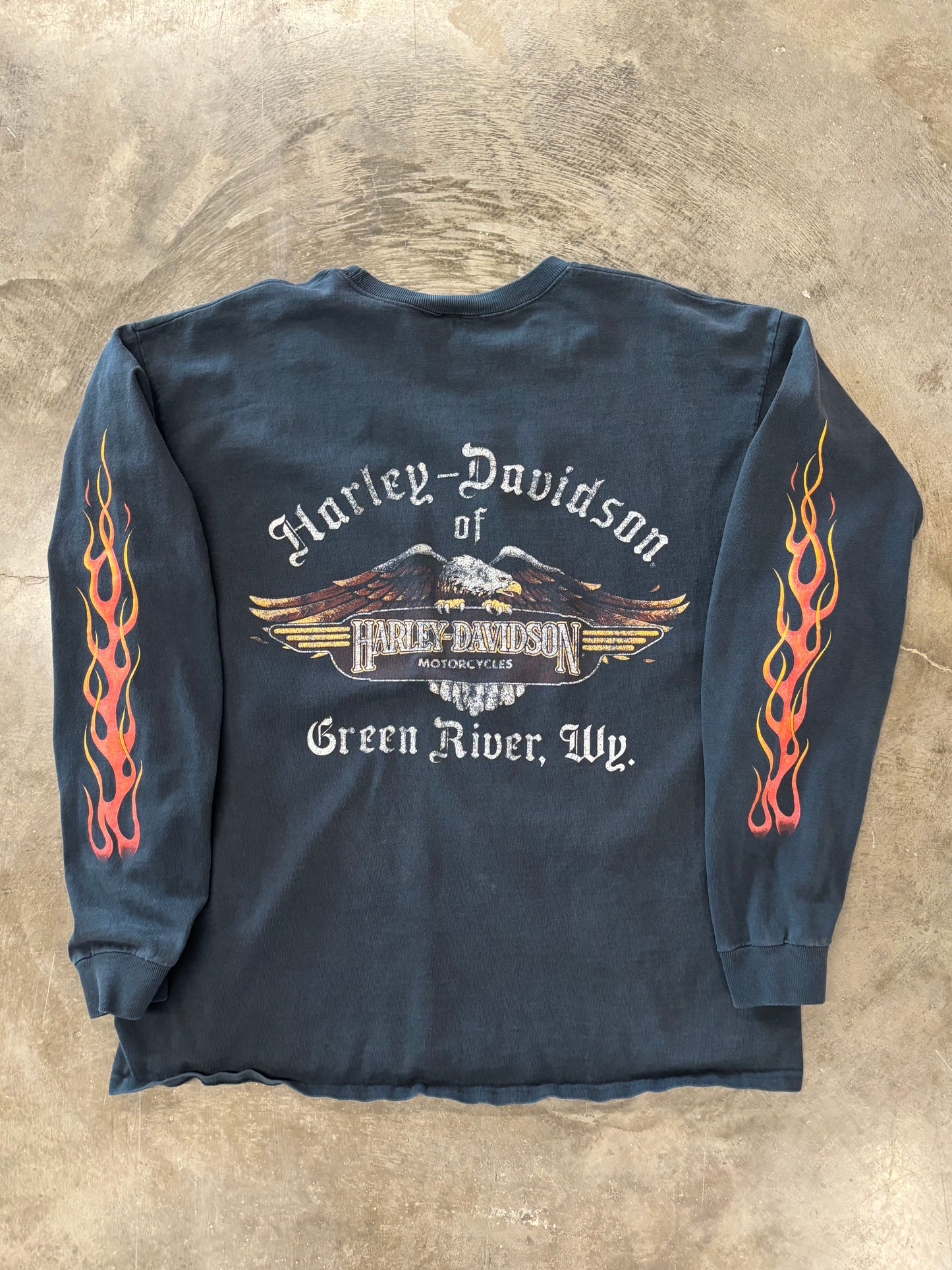 Vintage Harley Davidson feel the heat long sleeve size extra large shirt