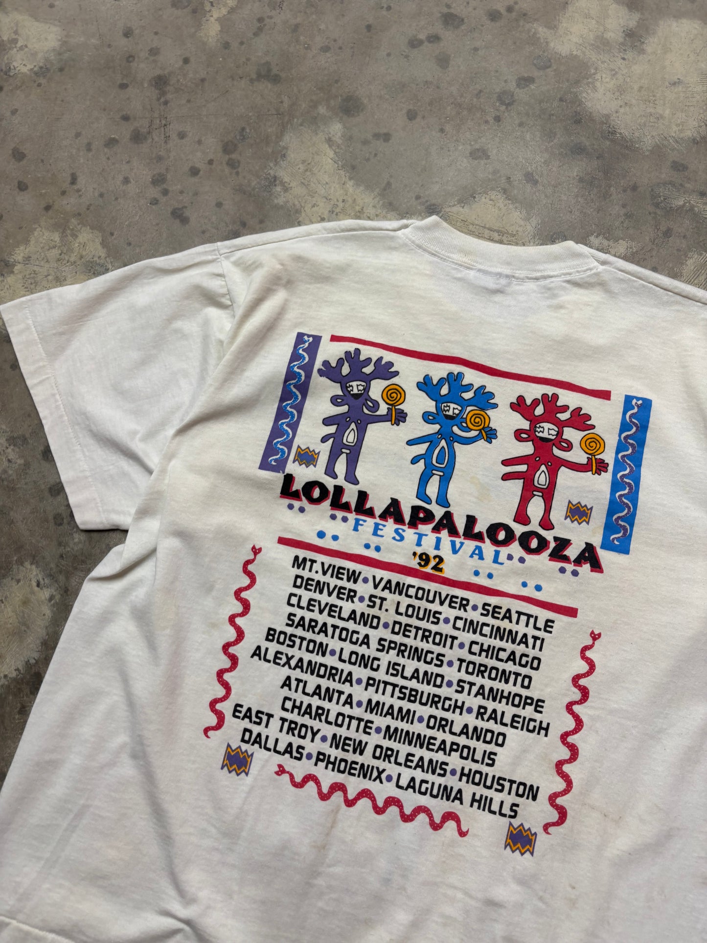 Vintage 1992 LollaPalooza shirt size large