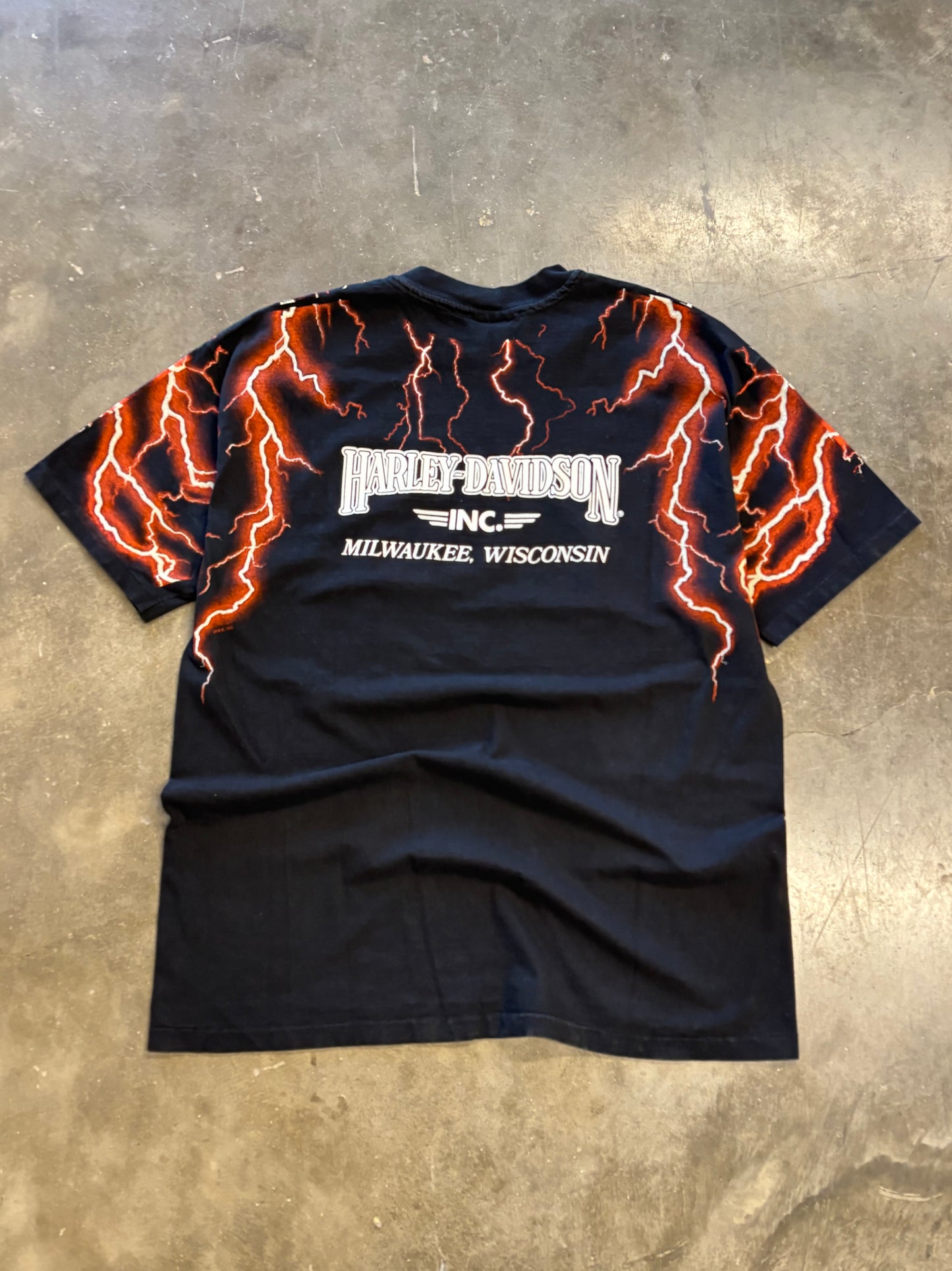 Vintage Harley Davidson Lightning shirt size xl