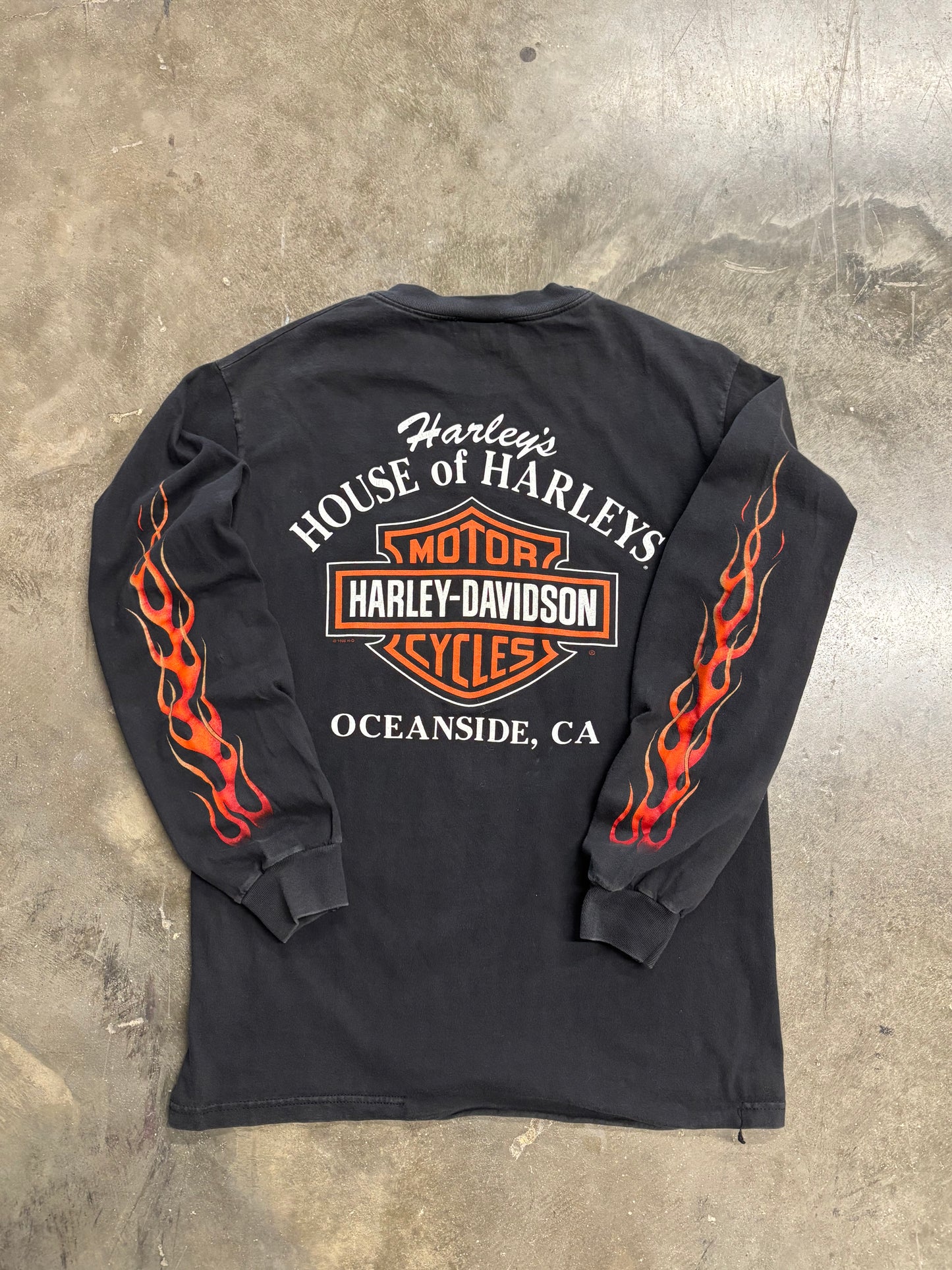 Vintage Harley Davidson v flame long sleeve size medium