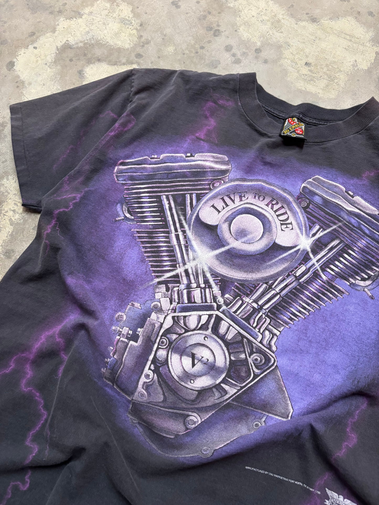Vintage 3D Emblem live to ride Lightning shirt size XL