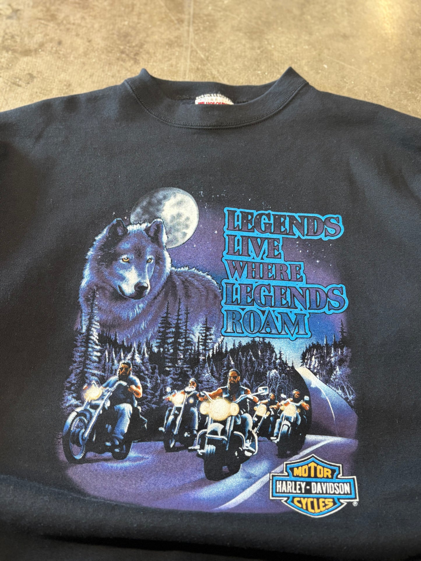Vintage Harley Davidson legends live where legends roam sweatshirt size xxl