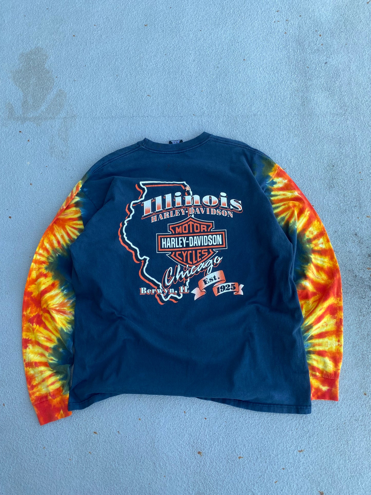 Vintage Harley Davidson Rainbow Shield size extra large long sleeve shirt