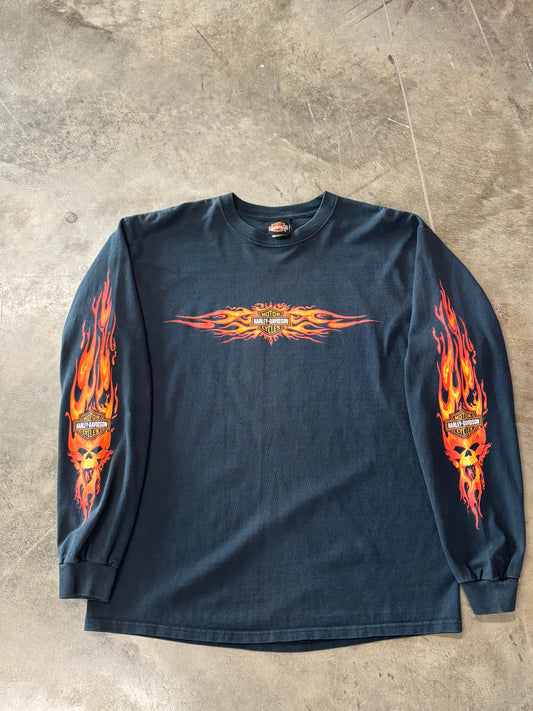 Vintage Harley Davidson skull flame long sleeve size large