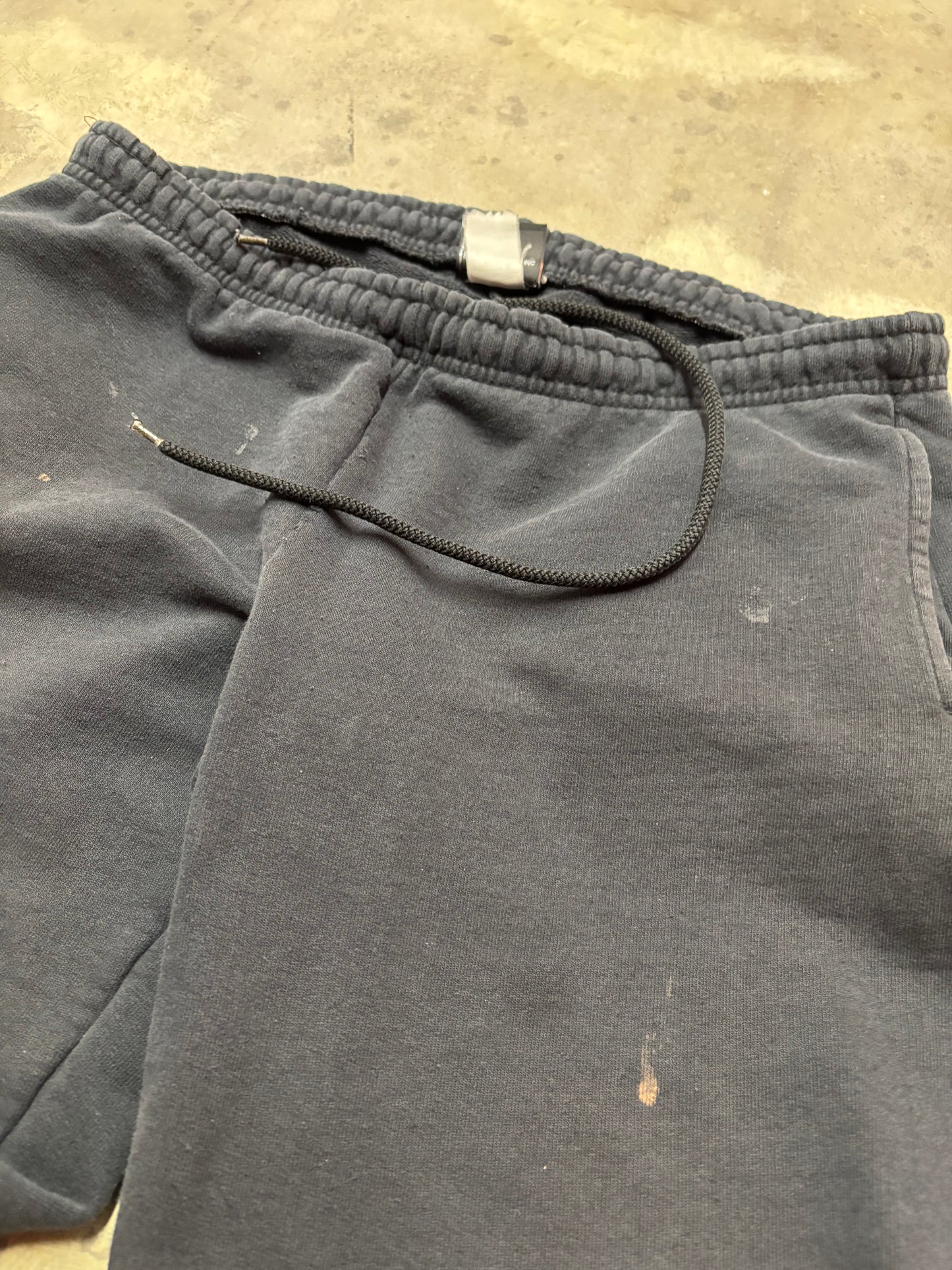 Harley Davidson Sweatpants with sleeve hits size large