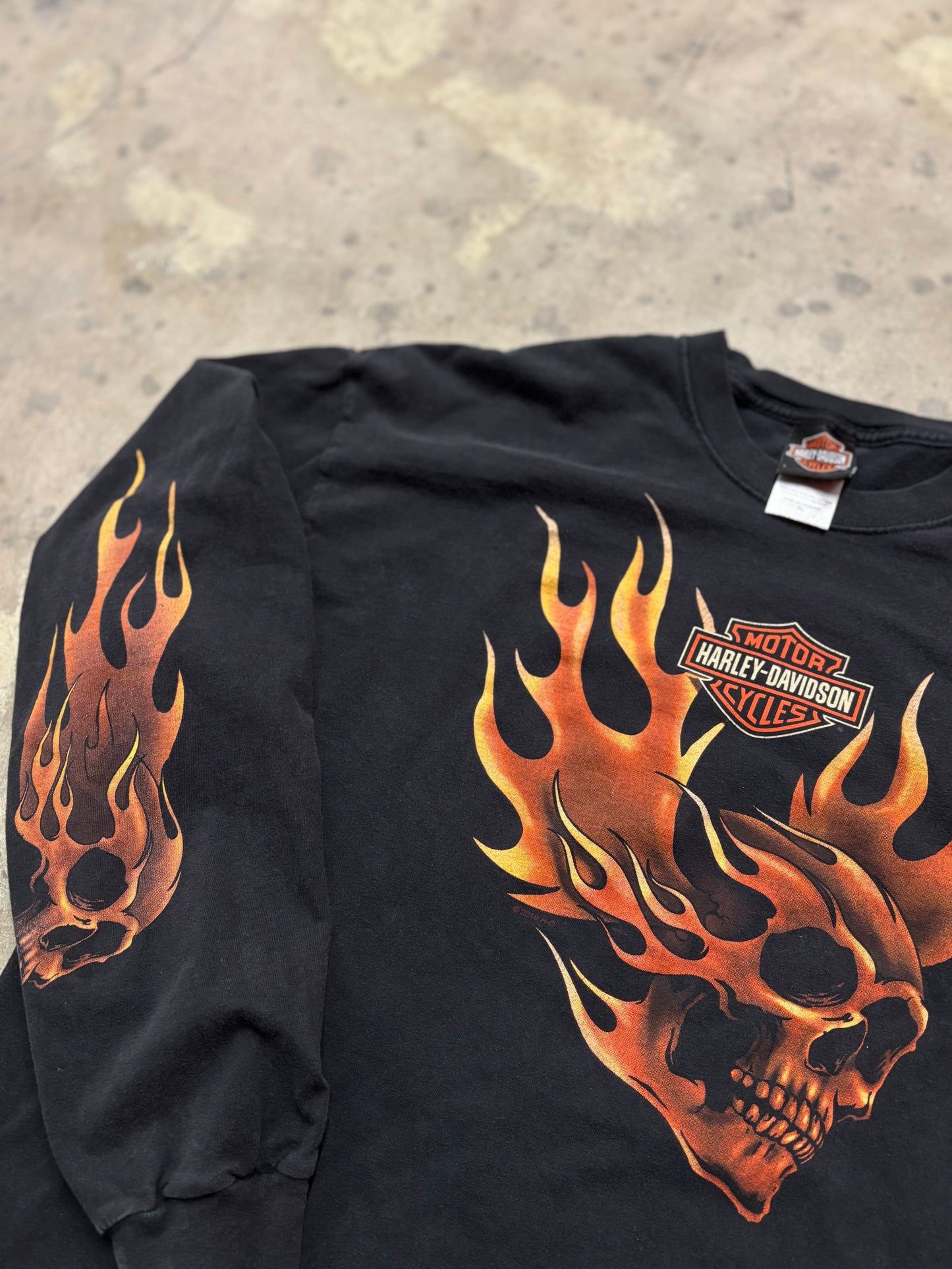 Vintage Harley Davidson skull flame long sleeve shirt size XL