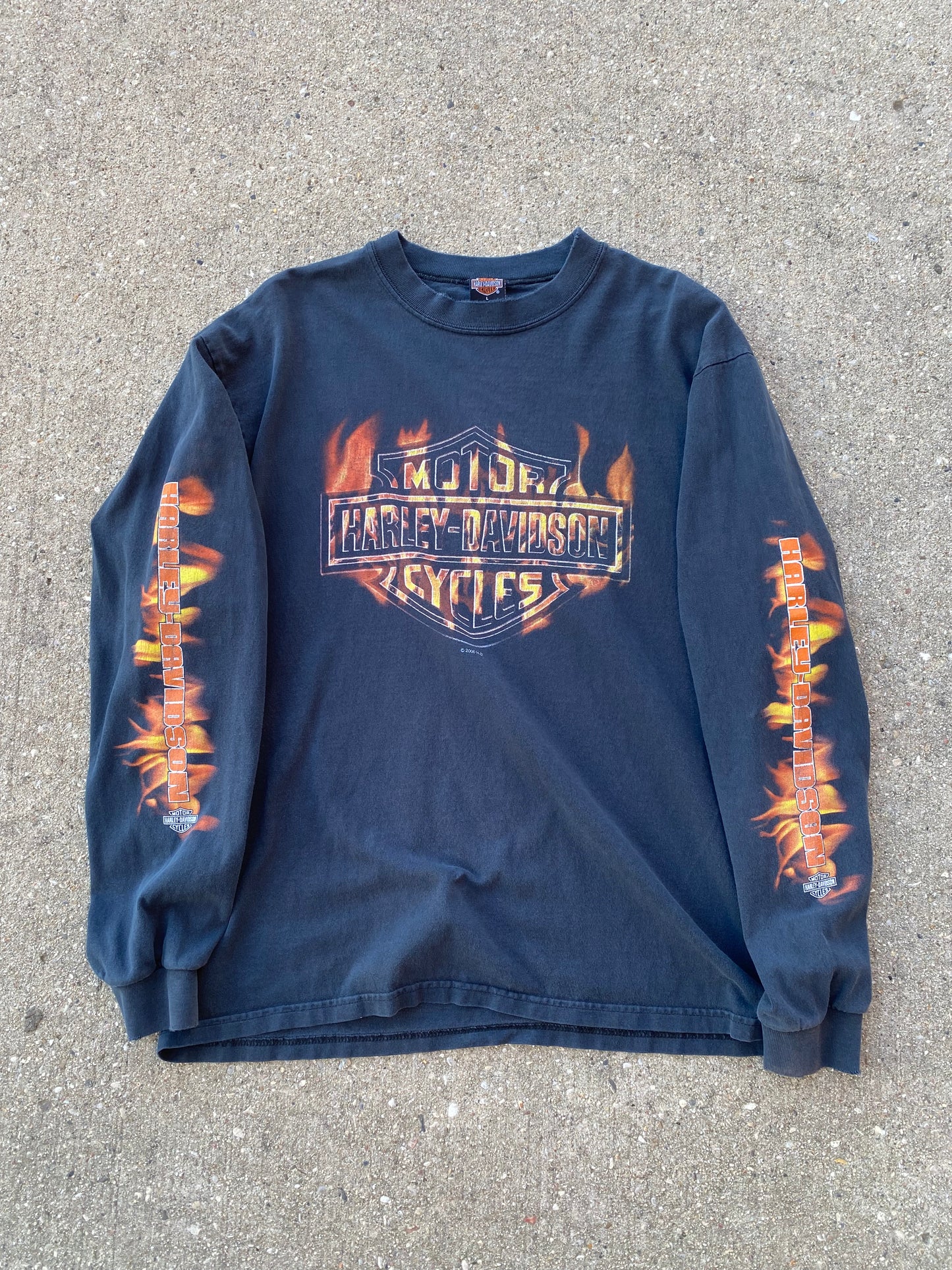 Vintage Harley Davidson Flaming shield long sleeve shirt size large