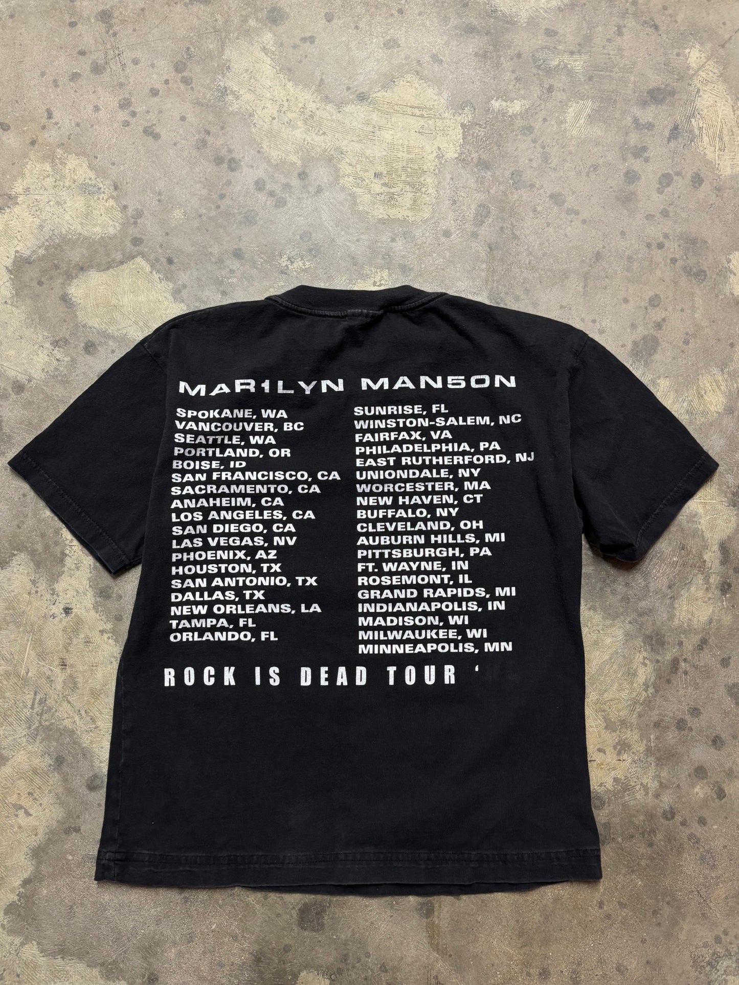 Vintage Marilyn Manson shirt size medium read description