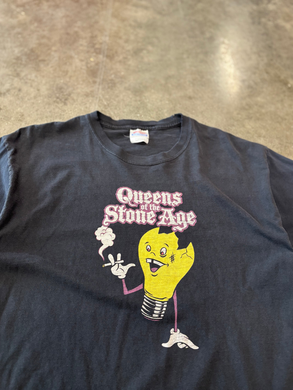 Vintage Queens of the Stone Age shirt size large
