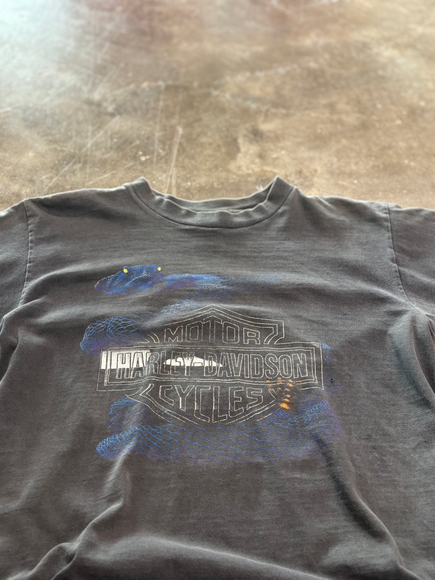 Vintage Harley Davidson snake shirt size medium