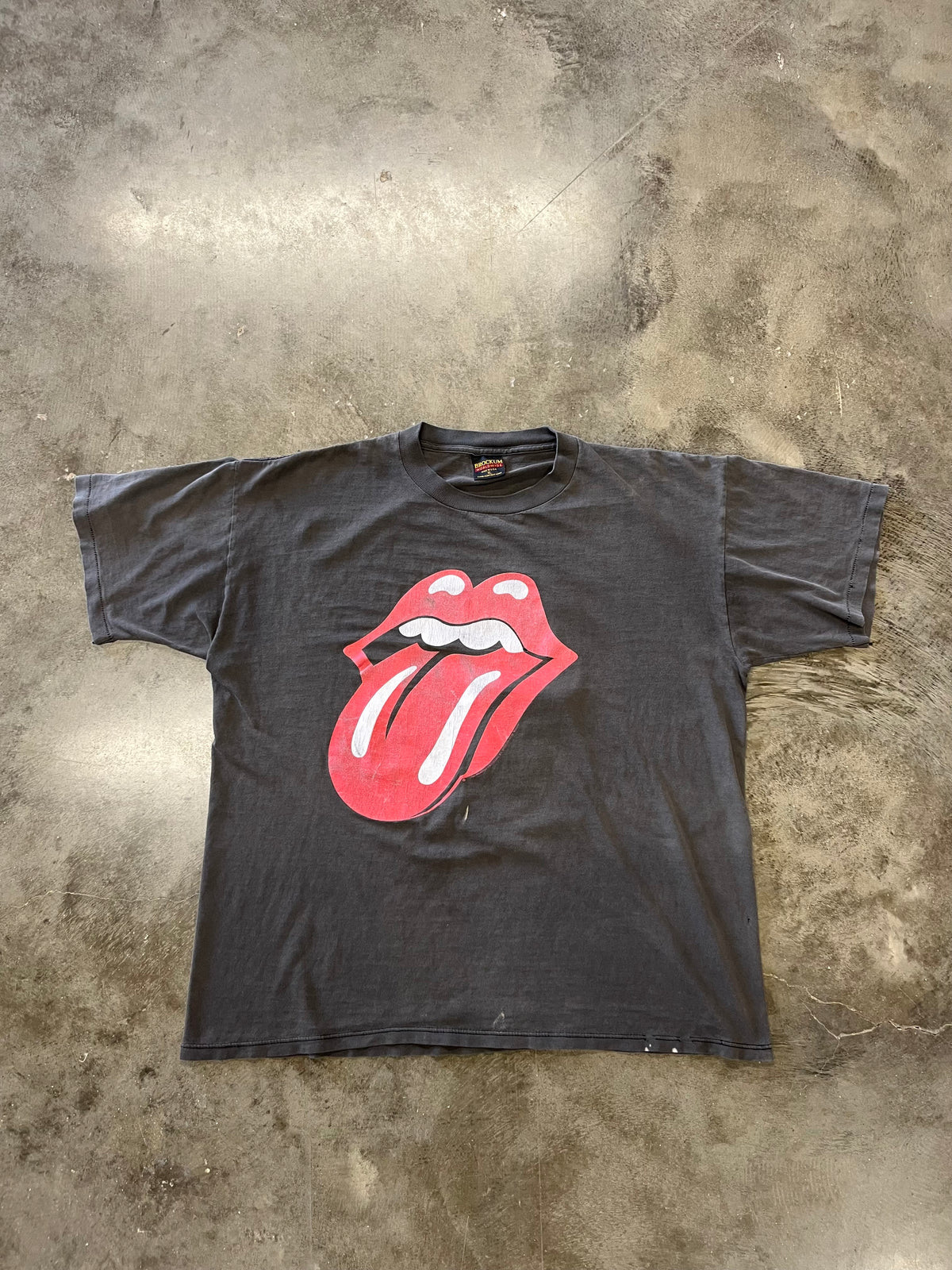 Vintage Faded out Rolling Stones shirt size extra large