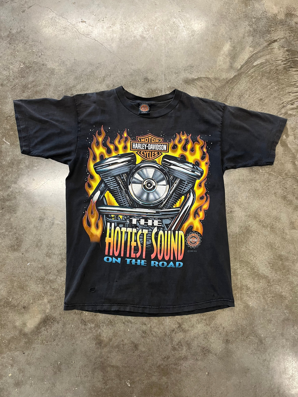 Vintage Harley Davidson hottest sound on the road shirt size large