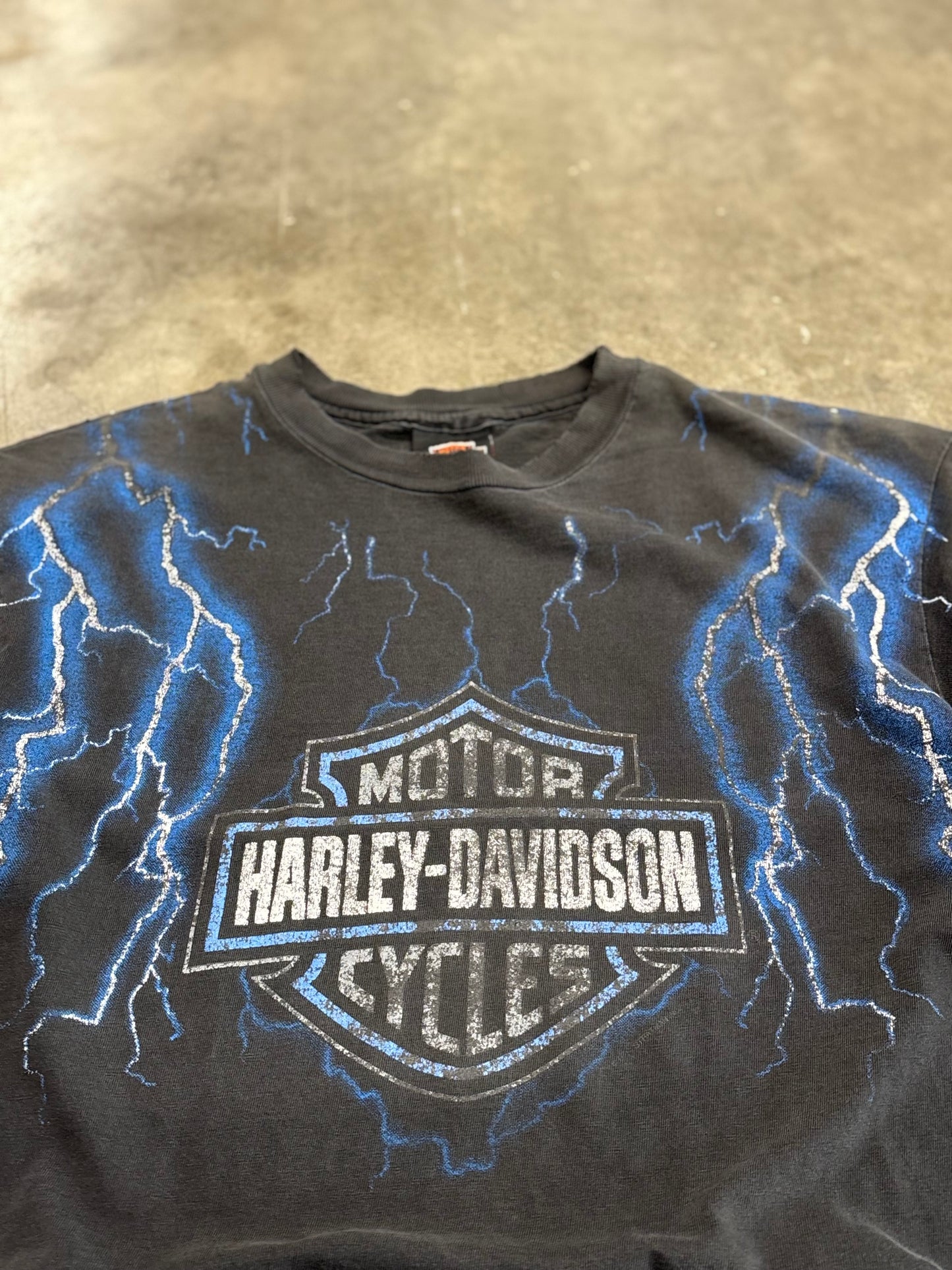 Vintage faded Harley Davidson blue lightning shirt size large